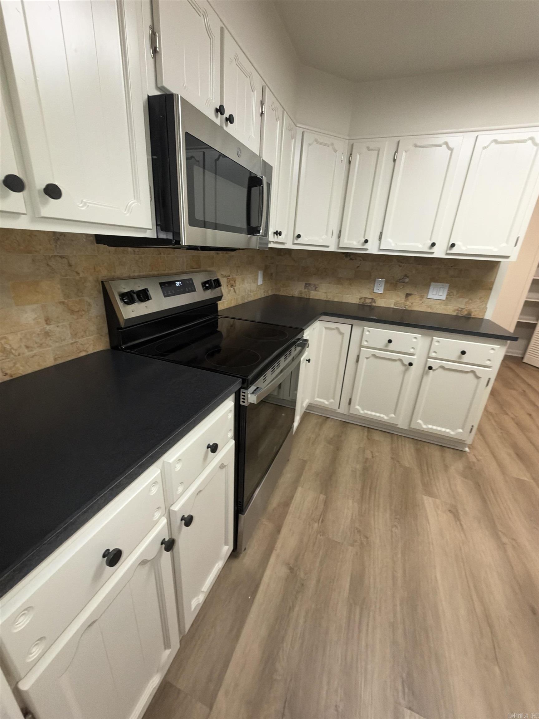19 Malaga Circle Property Photo 12