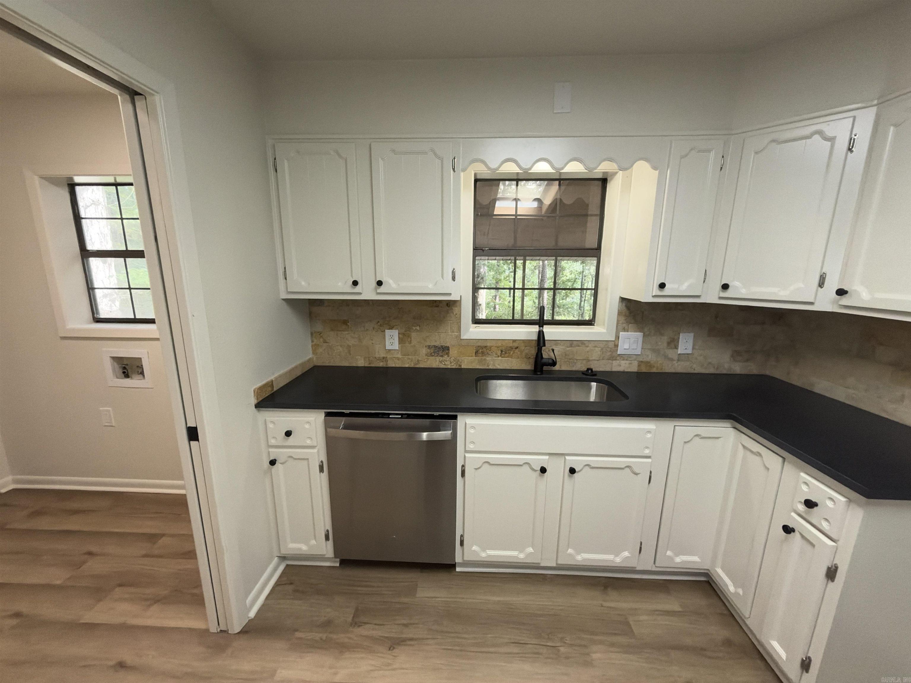 19 Malaga Circle Property Photo 16