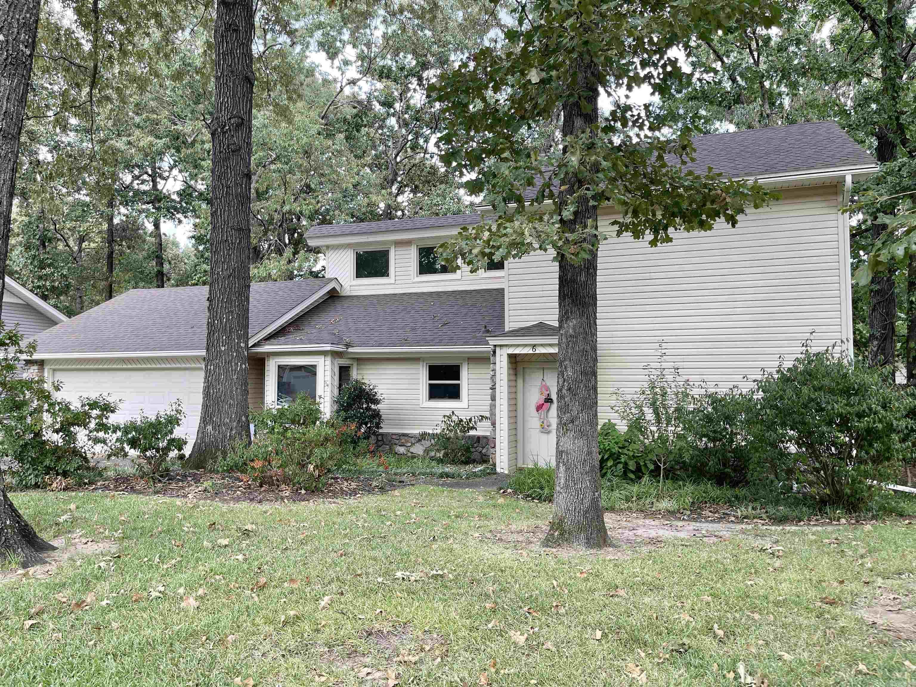 6 Weatherwood Lane