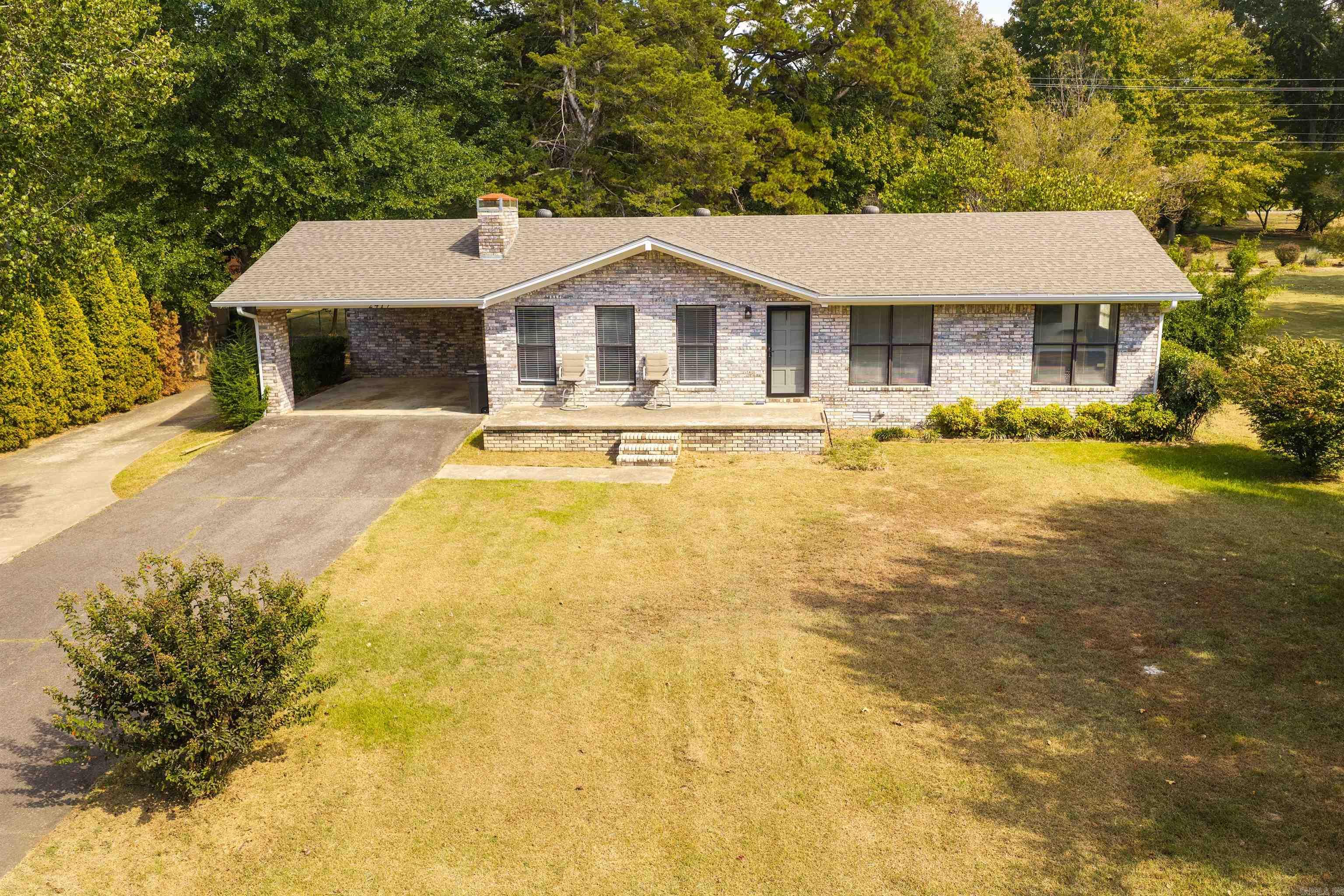 2417 Scenic Lane Property Photo 1