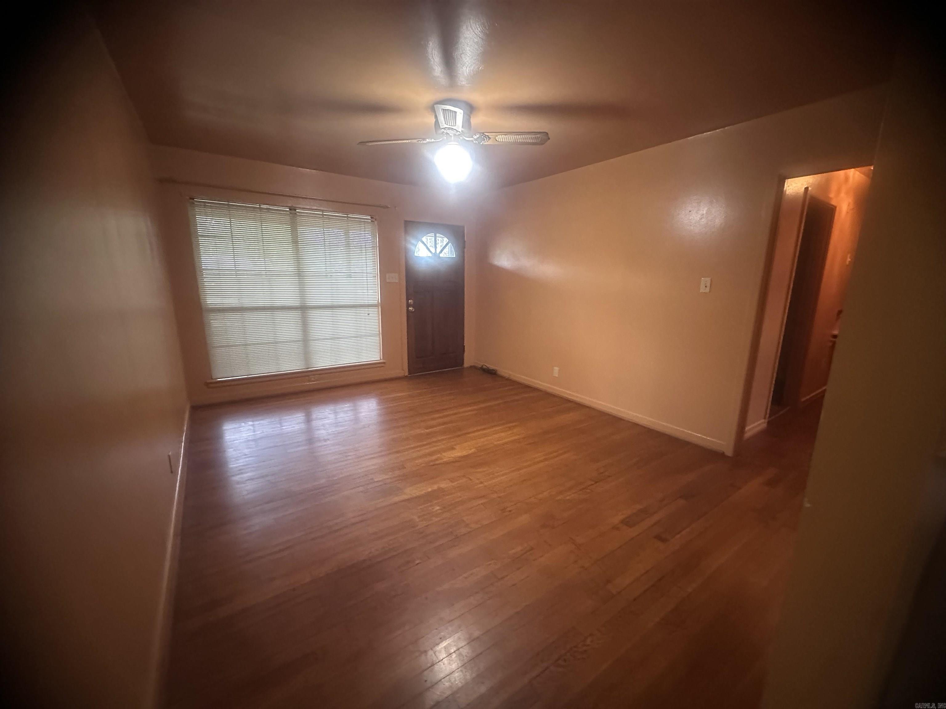 1500 Carolyn Street Property Photo 8