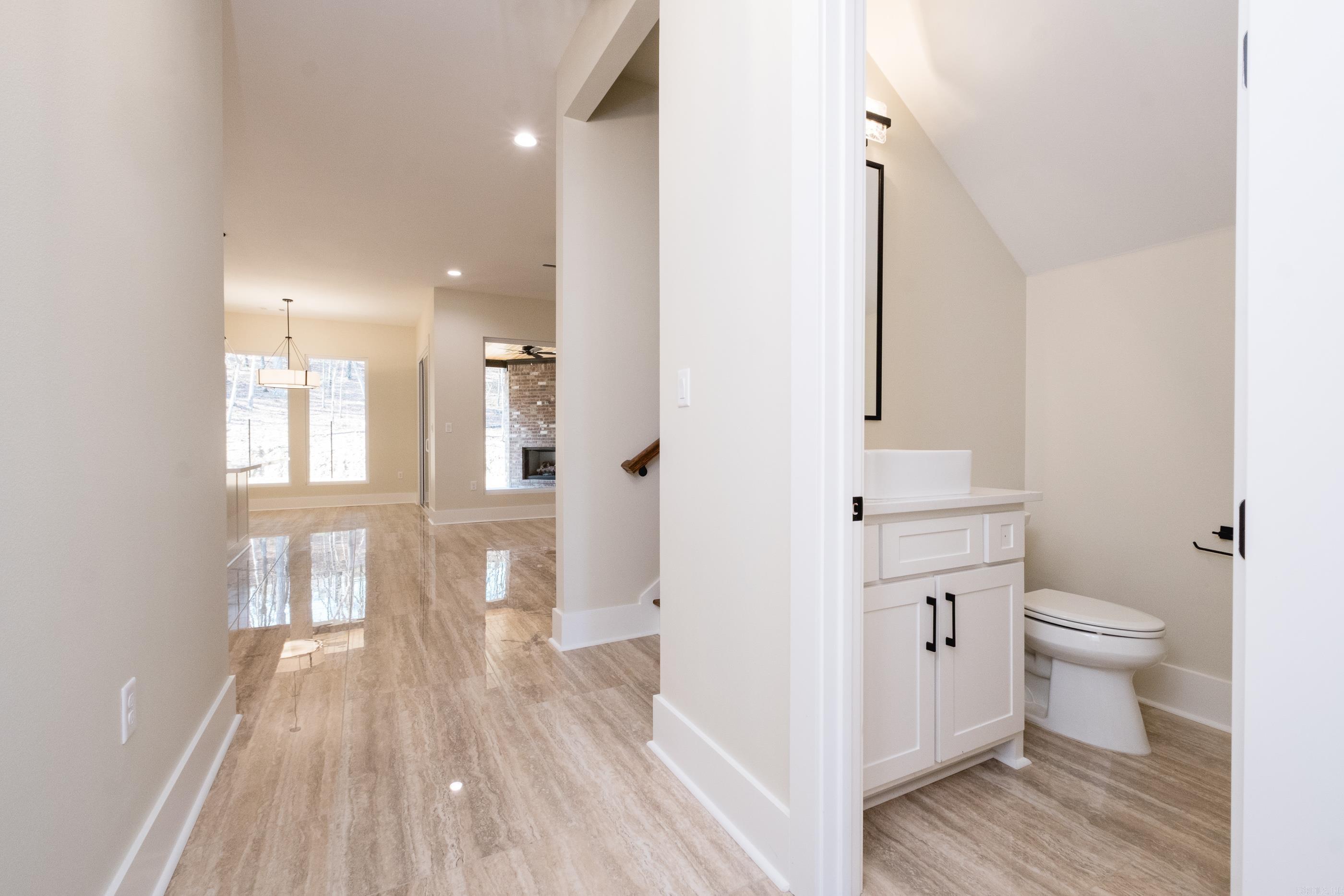 131 Kinley Loop Property Photo 8
