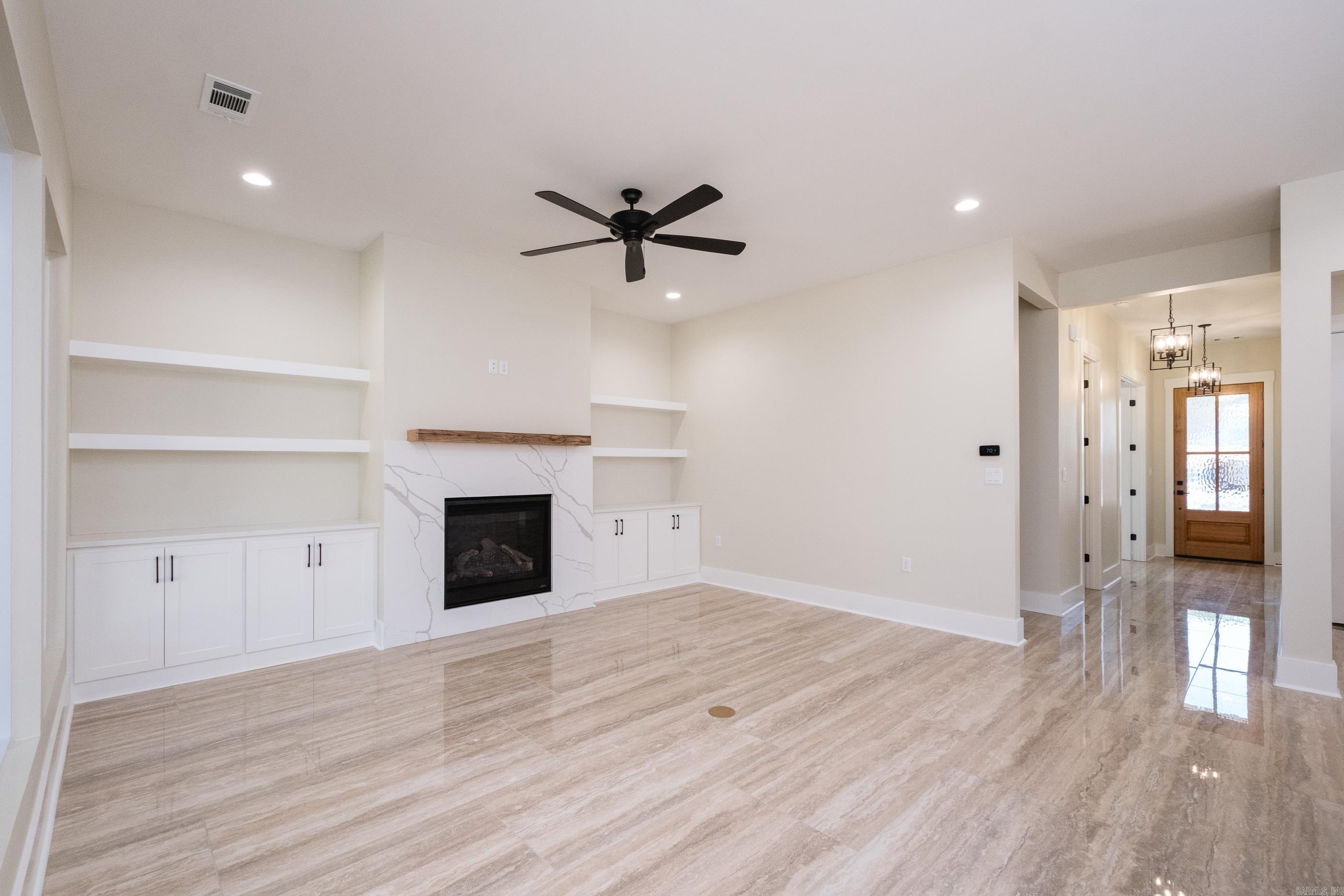 131 Kinley Loop Property Photo 9