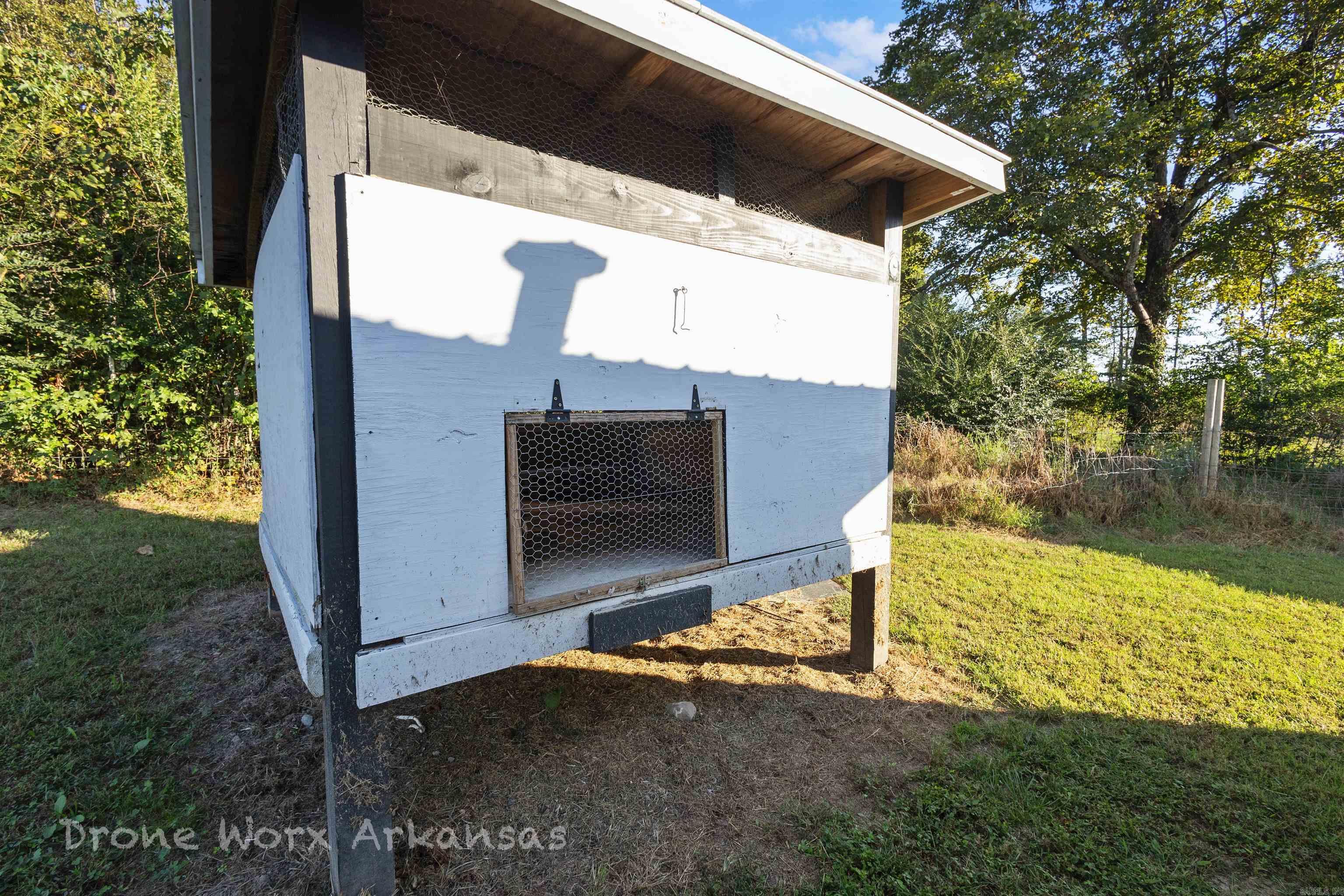329 Violin Lane Property Photo 9
