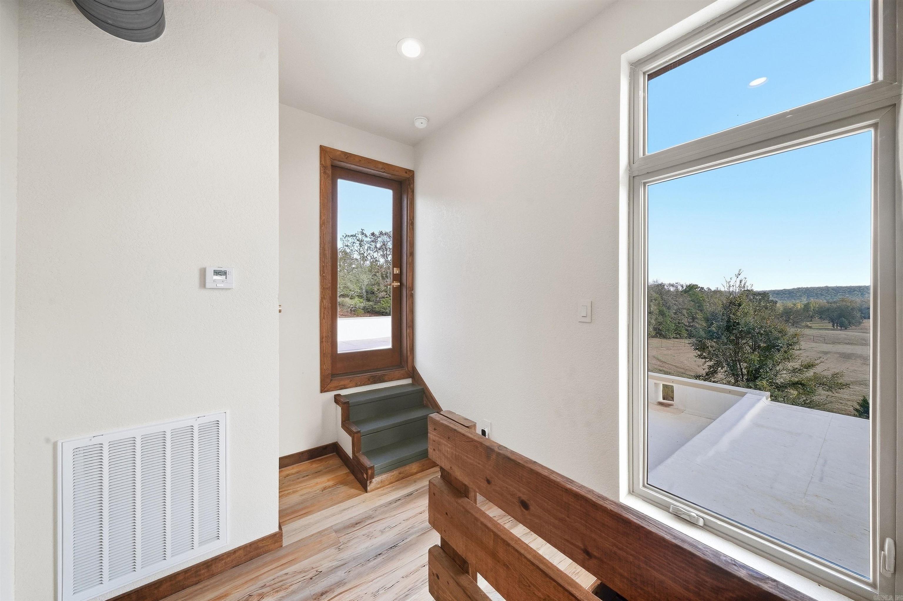 653 Fox Den Road Property Photo 35