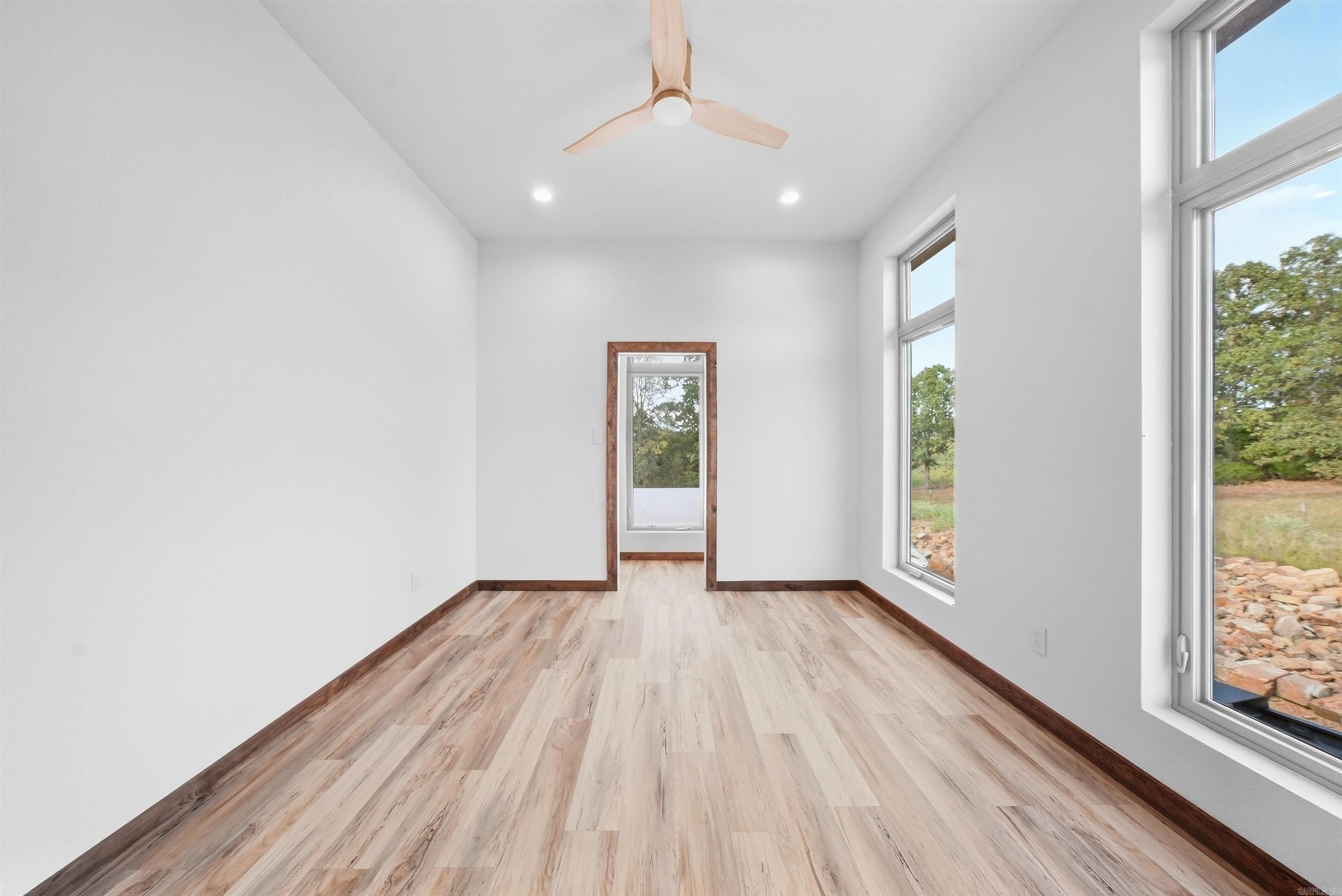 653 Fox Den Road Property Photo 39