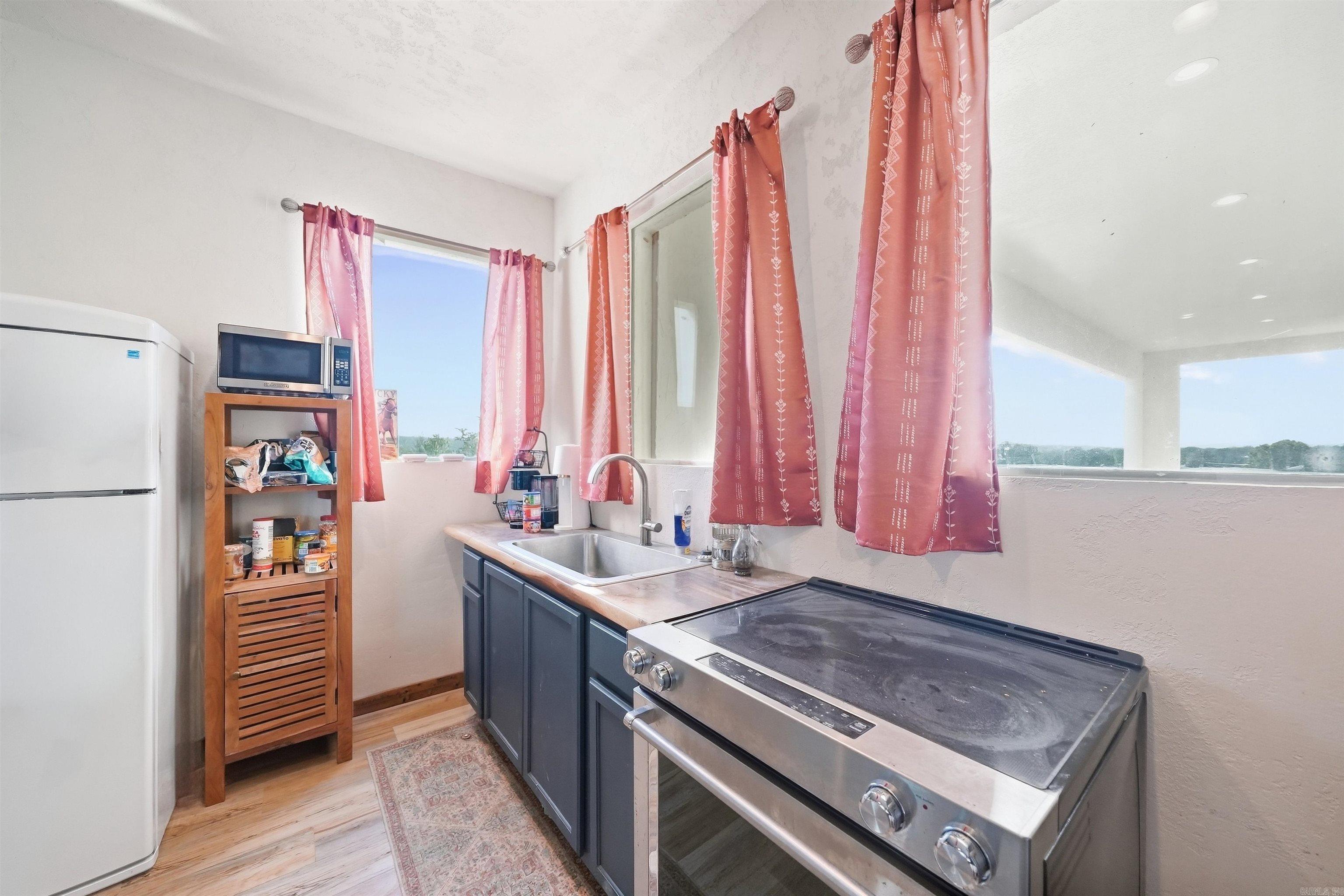 653 Fox Den Road Property Photo 41