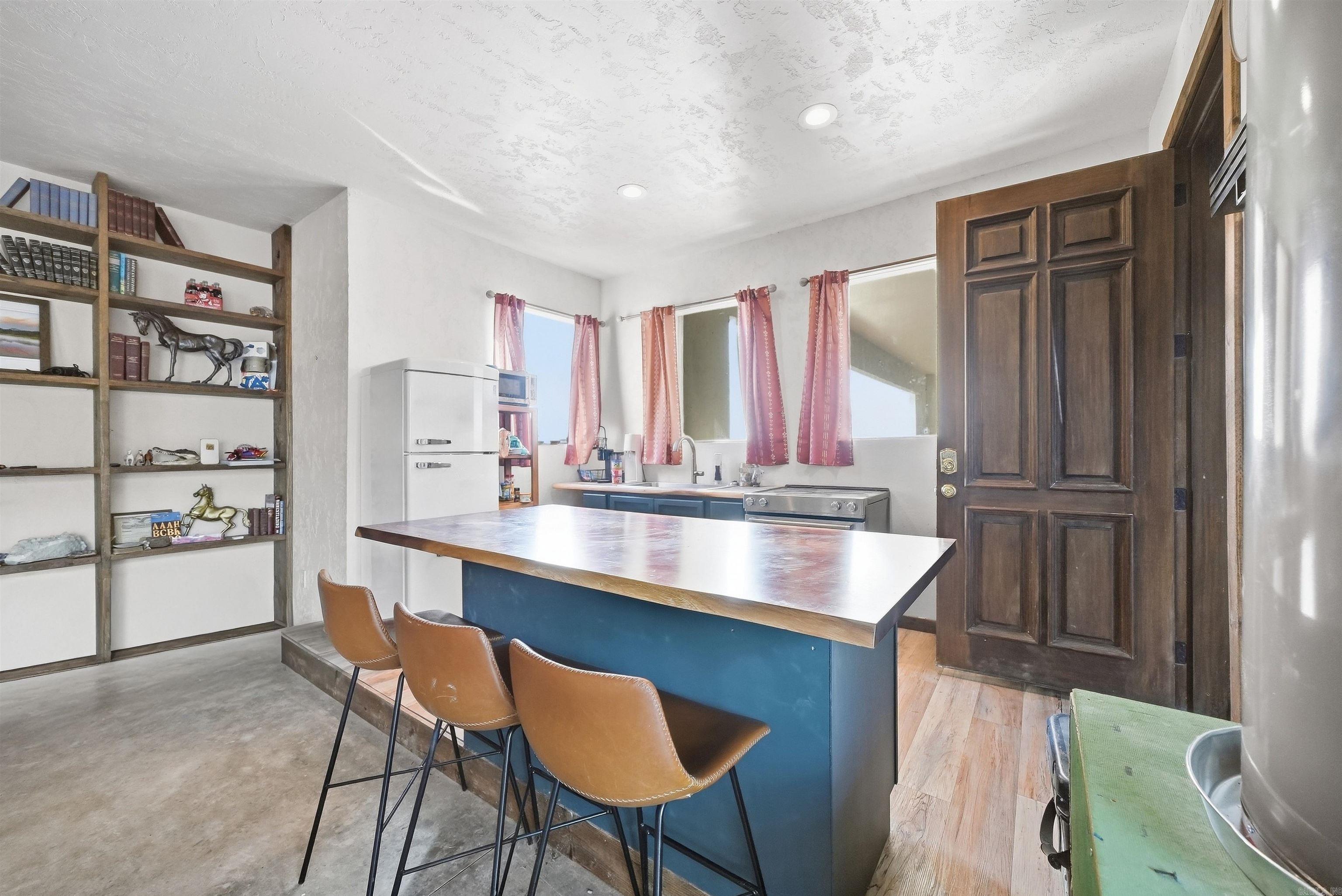 653 Fox Den Road Property Photo 42