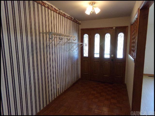 5115 N Locust Street Property Photo 4