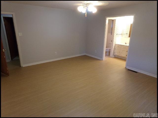 5115 N Locust Street Property Photo 18