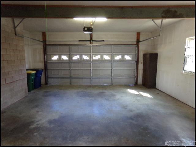 5115 N Locust Street Property Photo 23