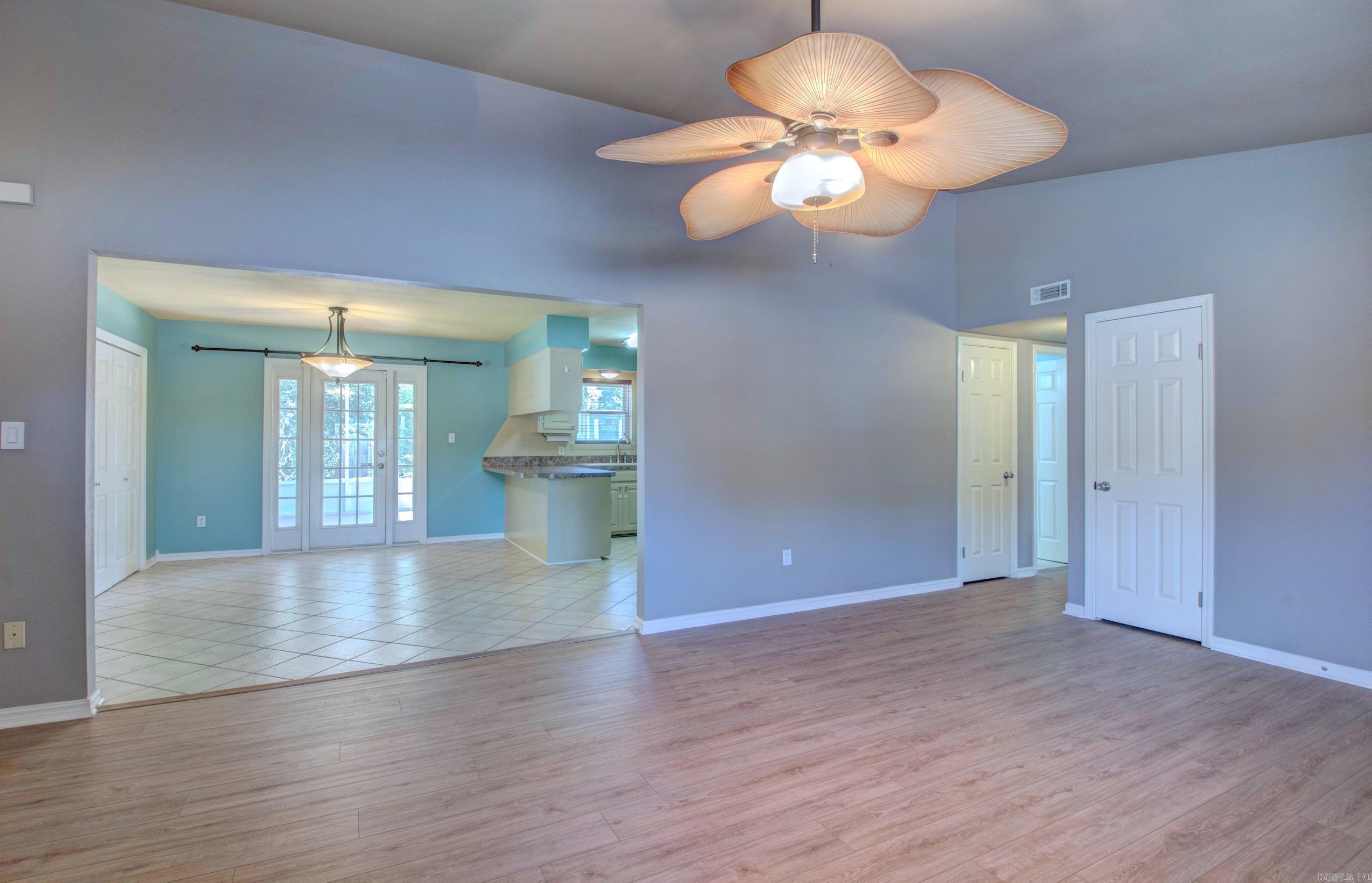 9 Old Orchard Drive Property Photo 7
