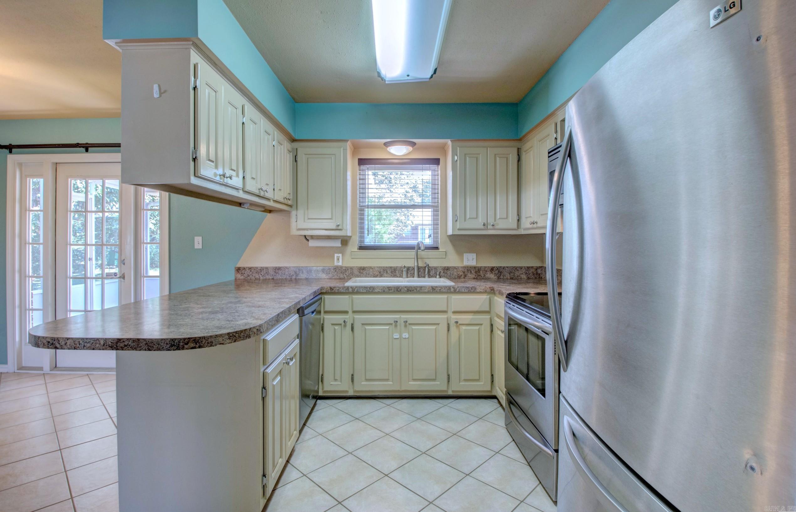 9 Old Orchard Drive Property Photo 15