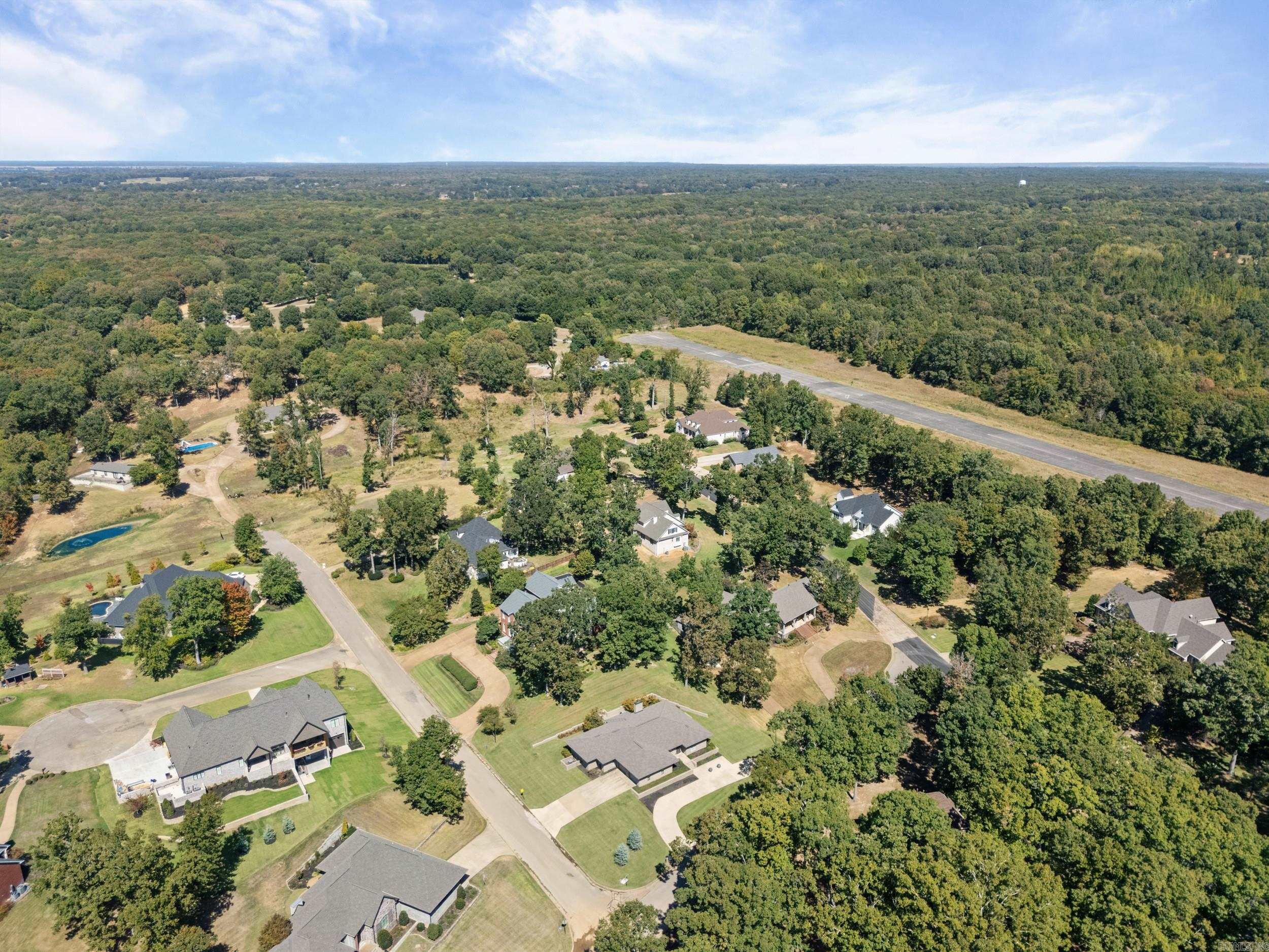 2020 Stephanie Cove Property Photo 46