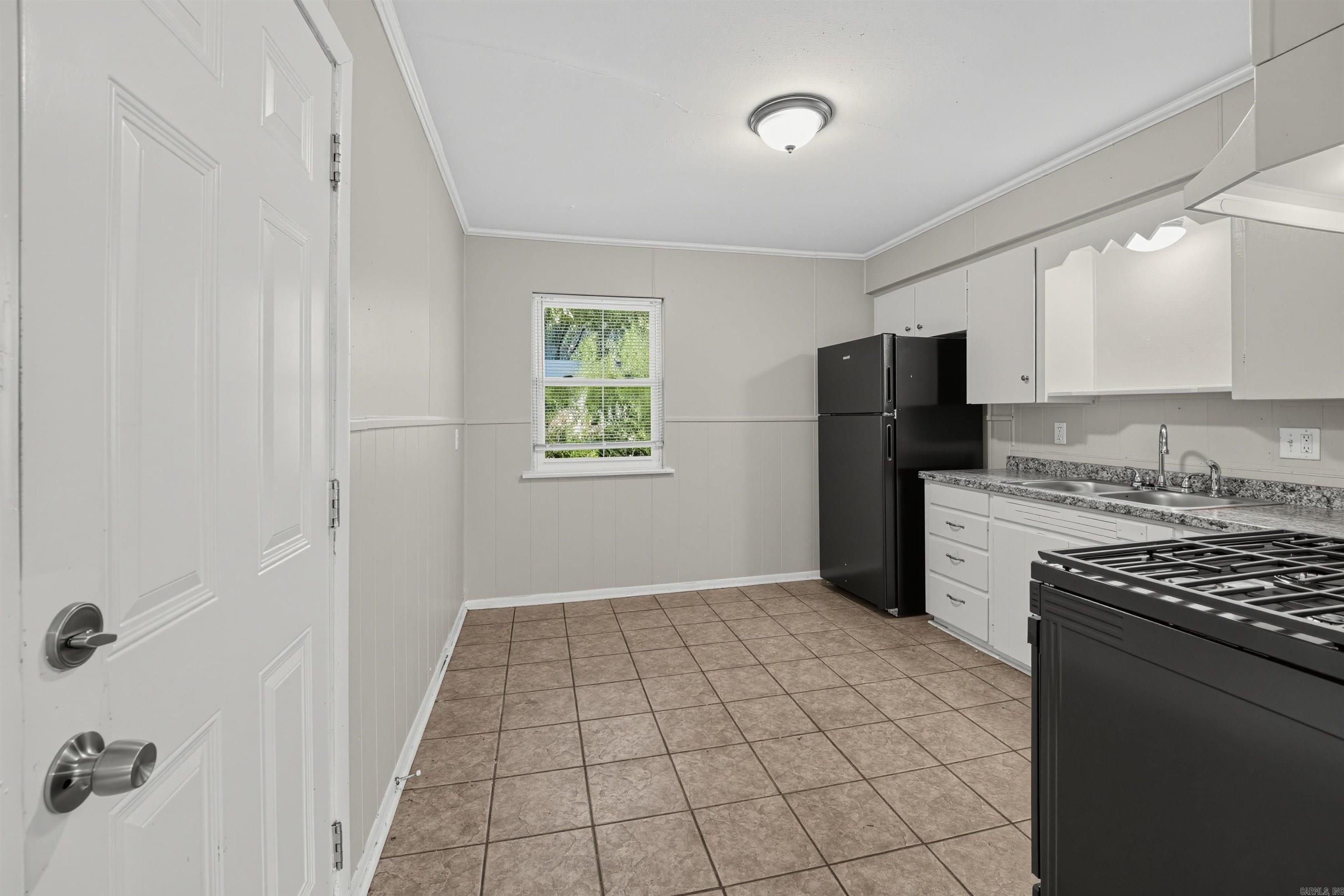 16 Sheffield Drive Property Photo 9
