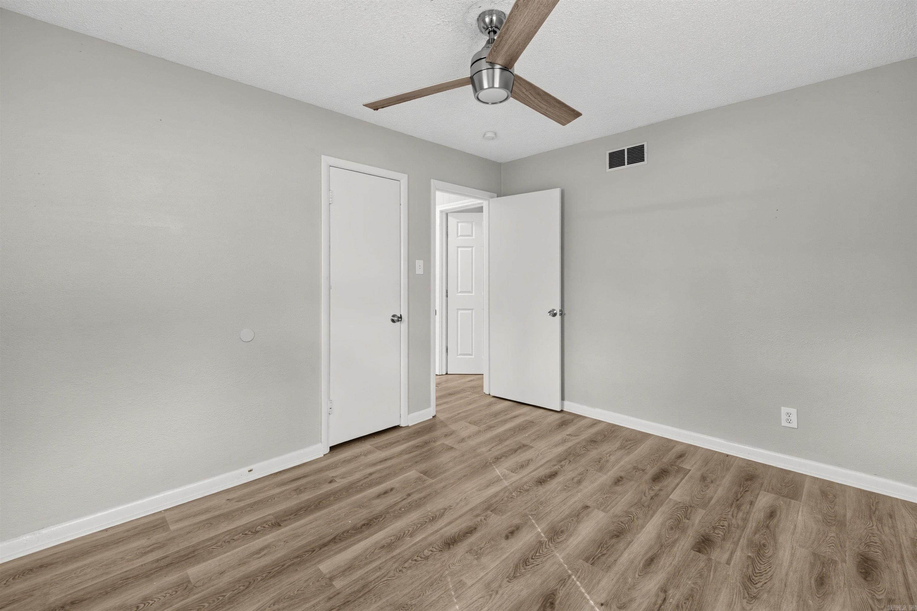 16 Sheffield Drive Property Photo 16