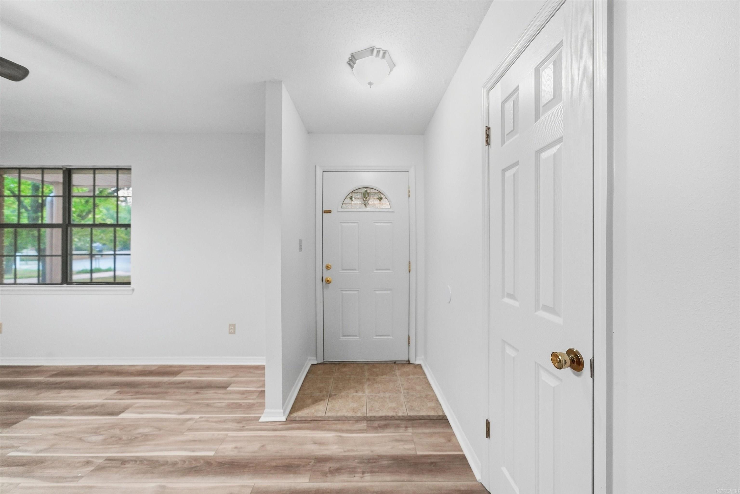 2301 Carywood Dr Property Photo 4