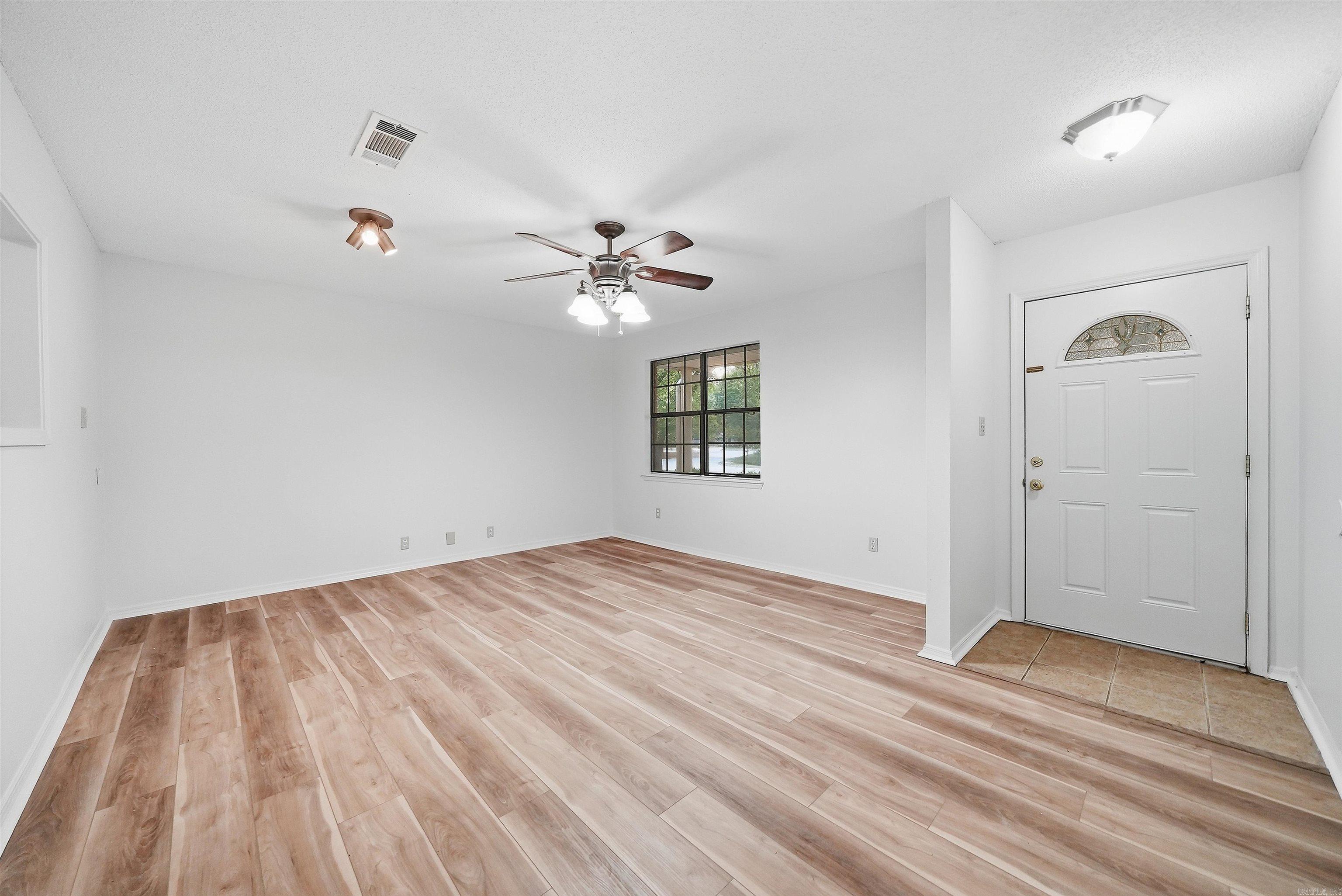 2301 Carywood Dr Property Photo 5