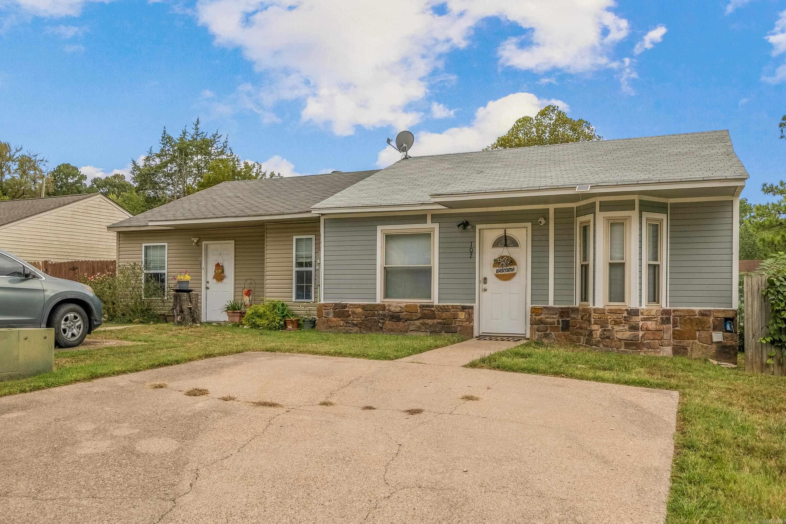 107 Chelle Street Property Photo 4