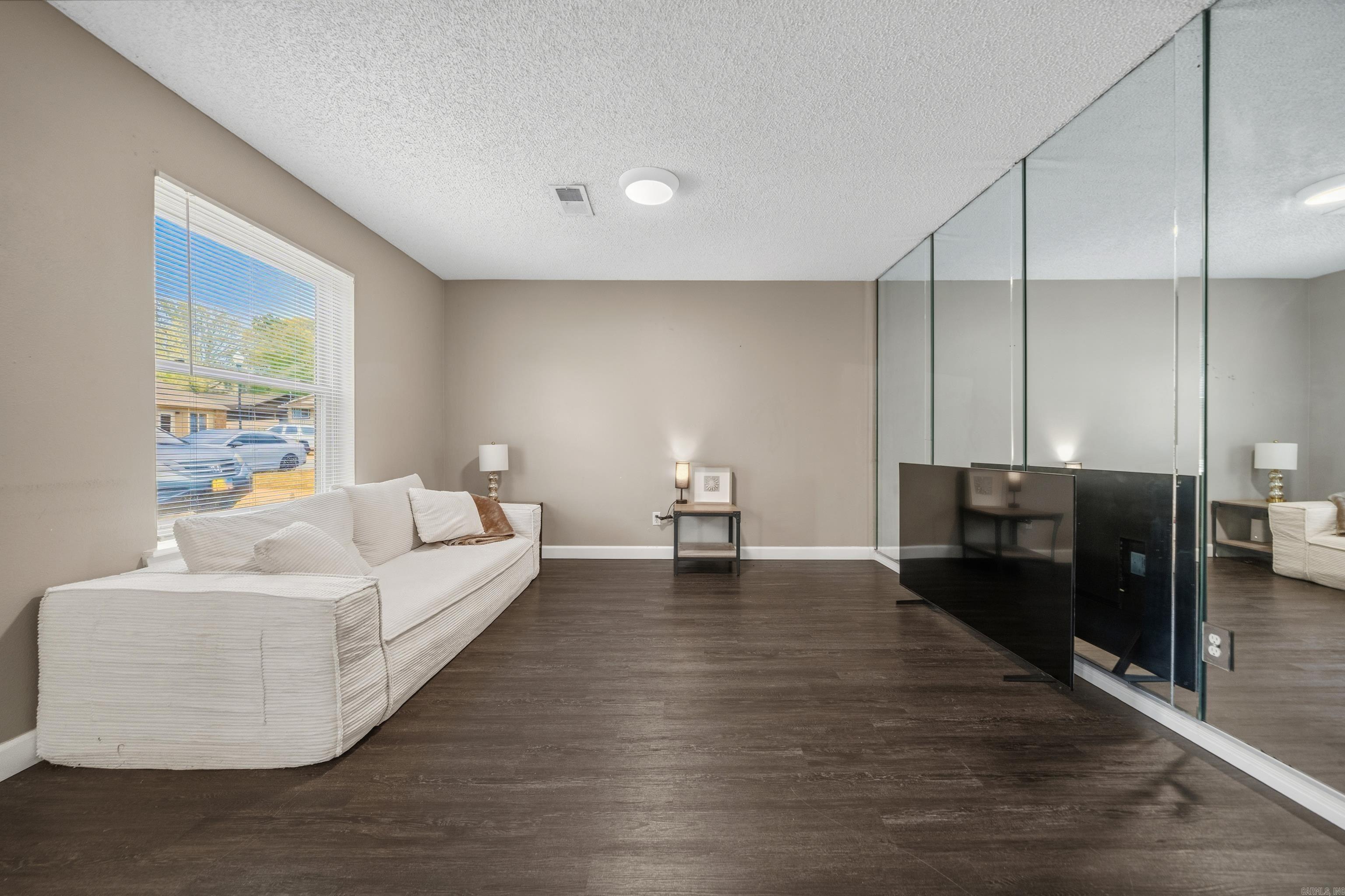 107 Chelle Street Property Photo 7