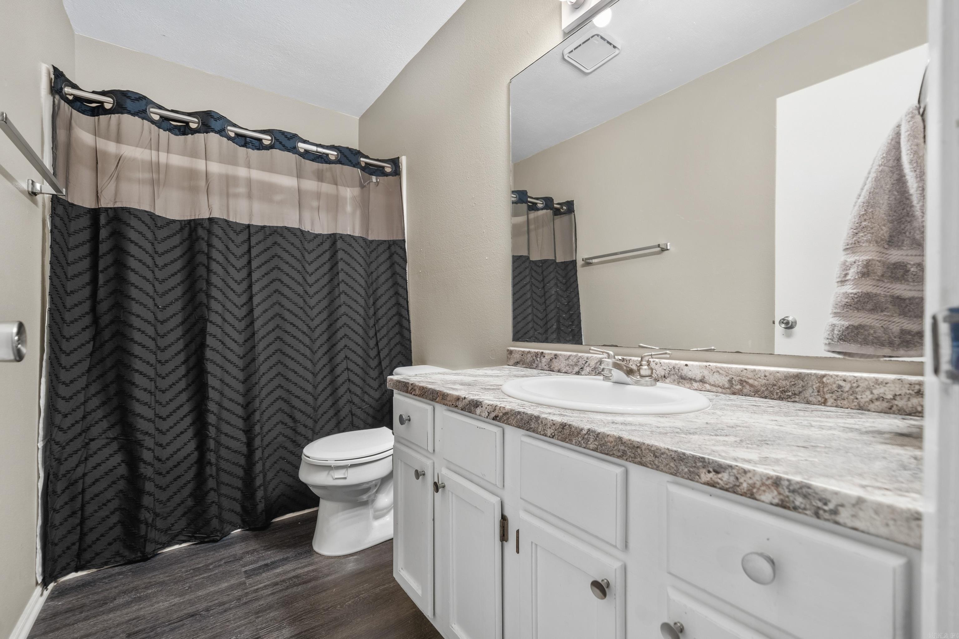 107 Chelle Street Property Photo 21
