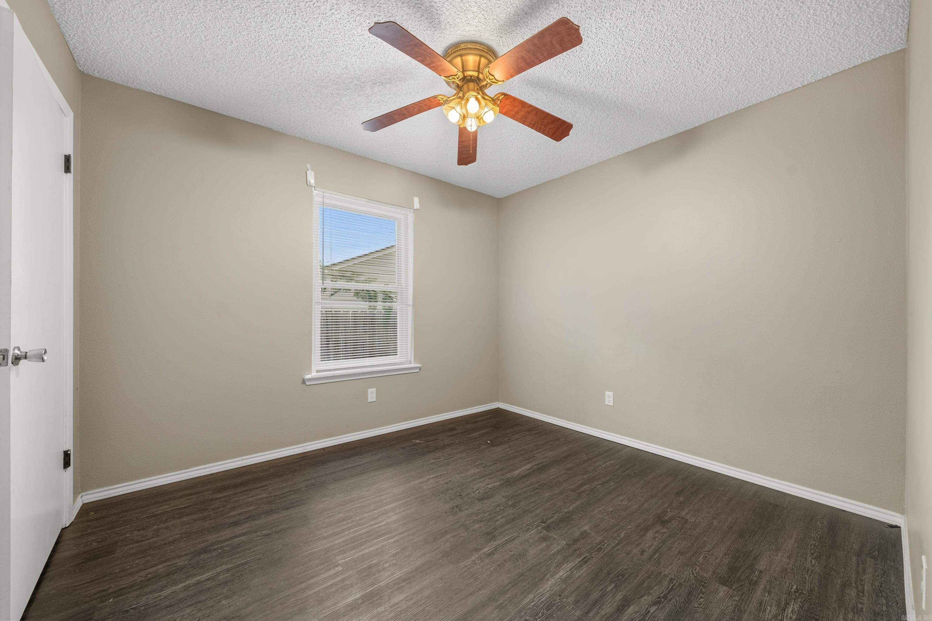 107 Chelle Street Property Photo 24