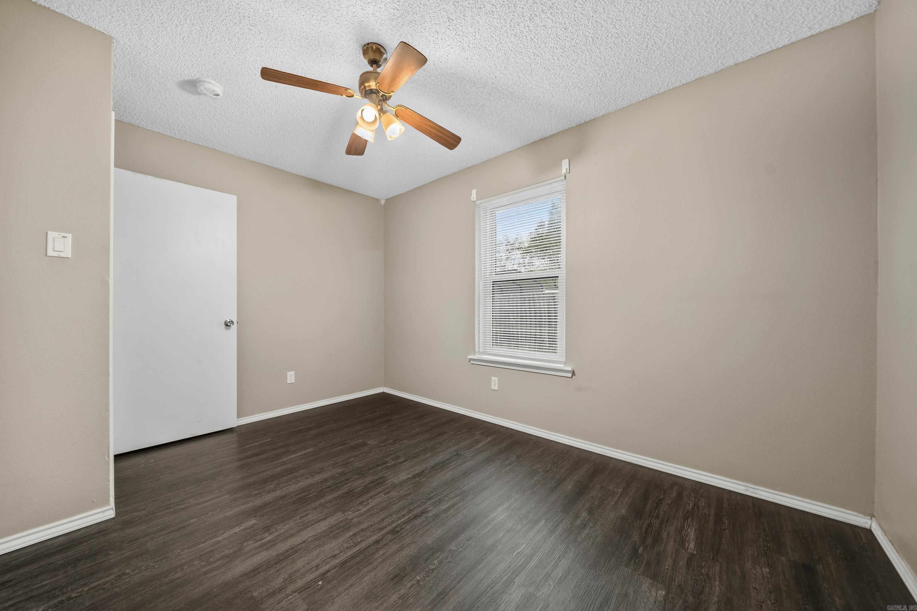 107 Chelle Street Property Photo 27