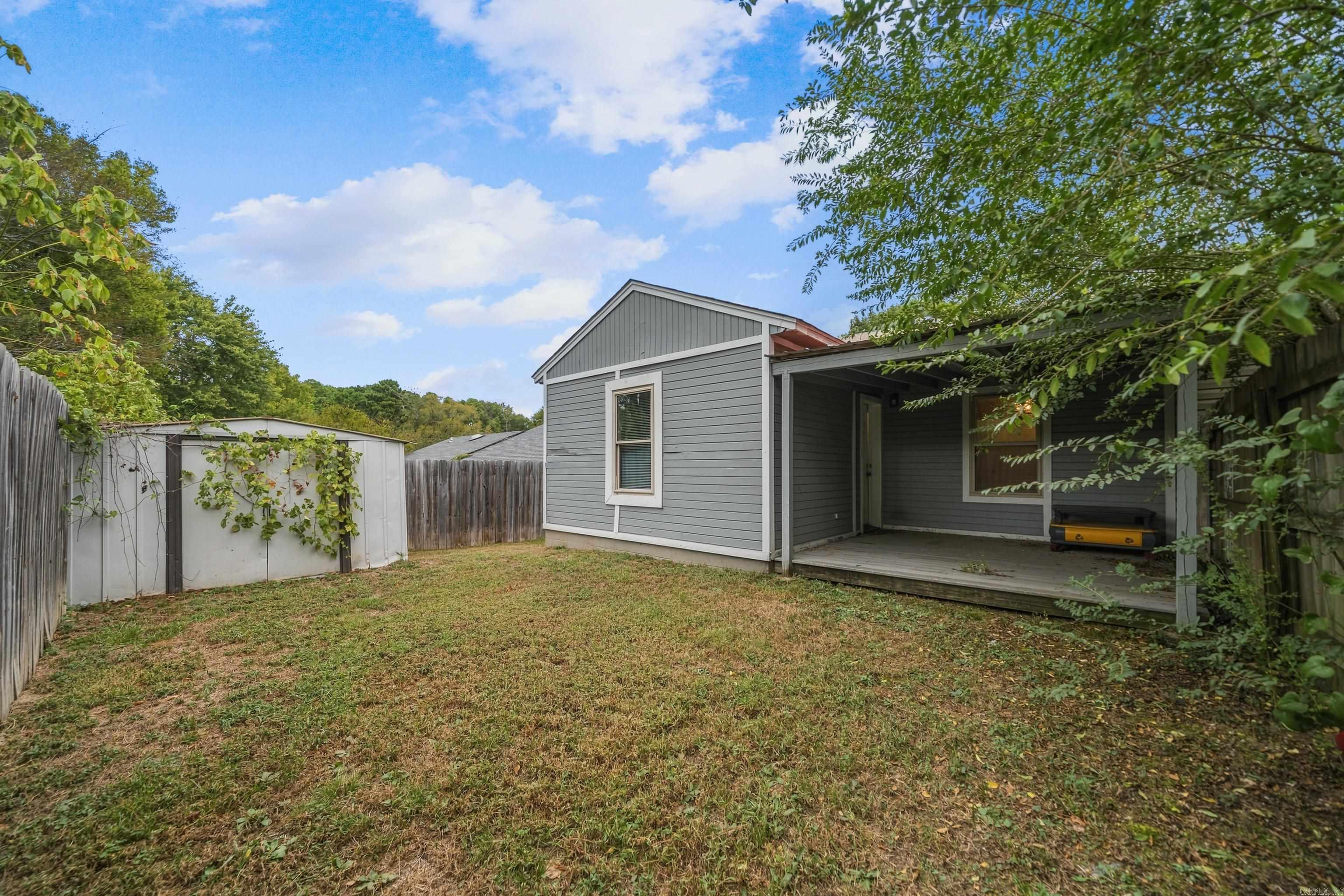 107 Chelle Street Property Photo 32