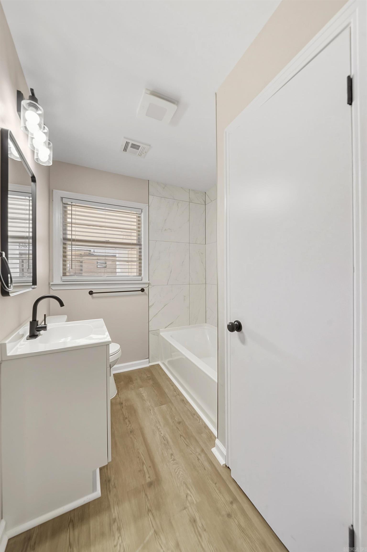 1222 S Pierce Street Property Photo 10