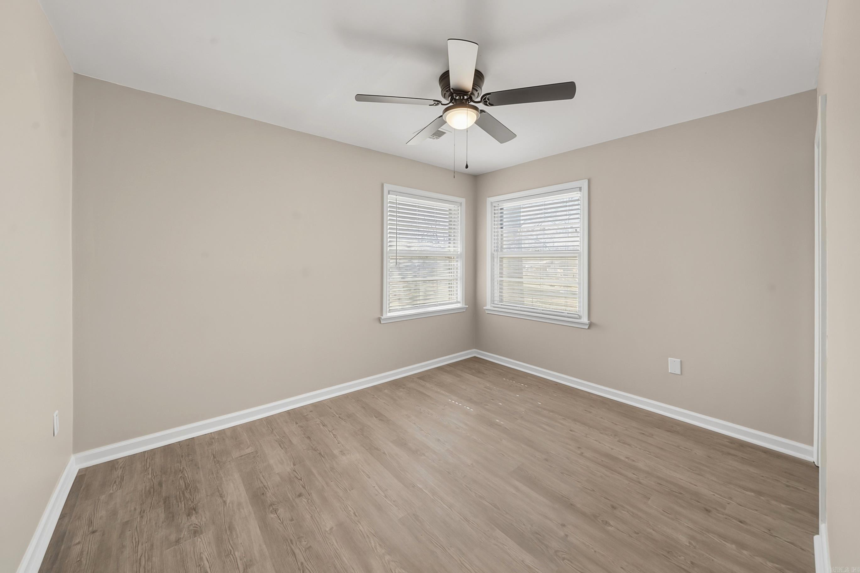 1222 S Pierce Street Property Photo 14