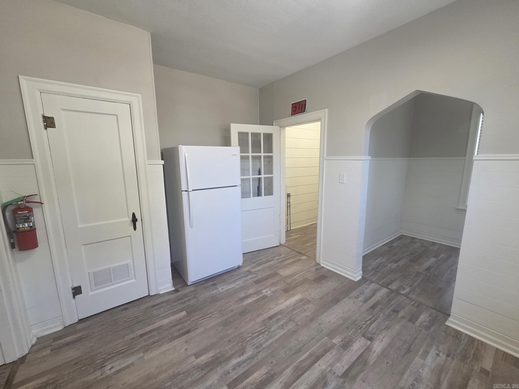 916a E Race Avenue Property Photo 26