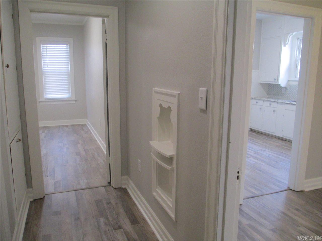 916a E Race Avenue Property Photo 45