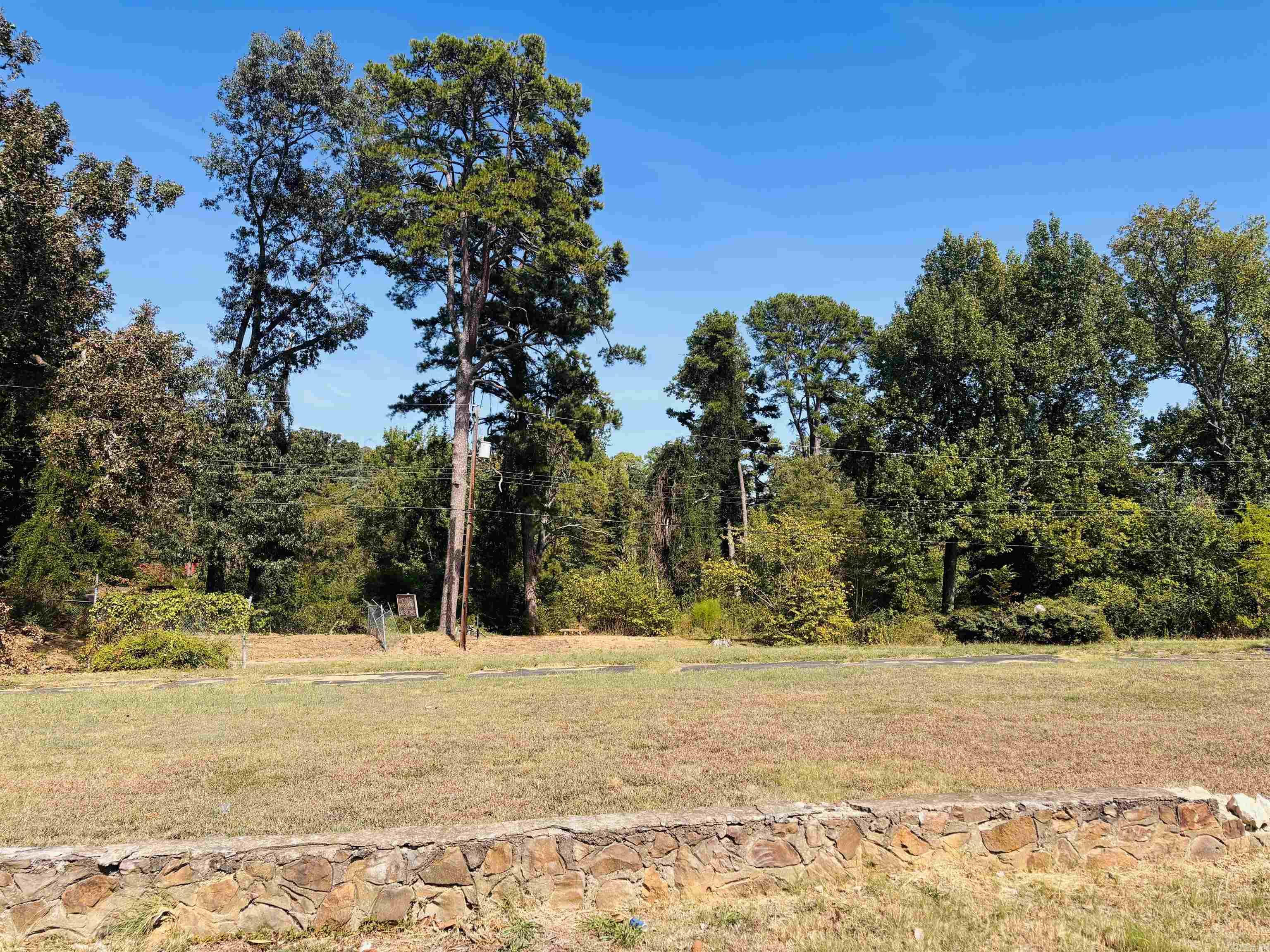 Lot 112 Lakeshore Drive Property Photo 4