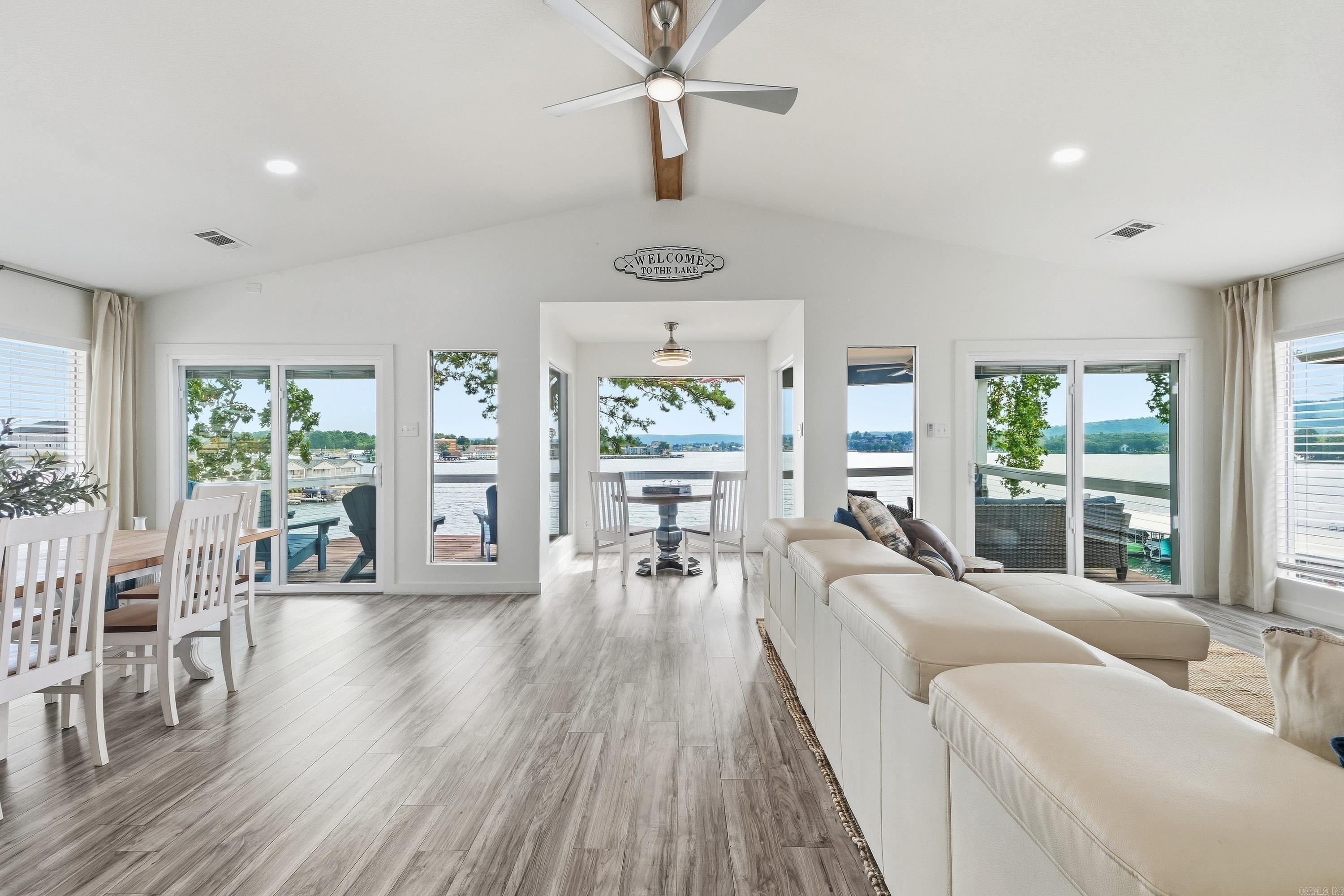 145 Pretti Point Property Photo 4