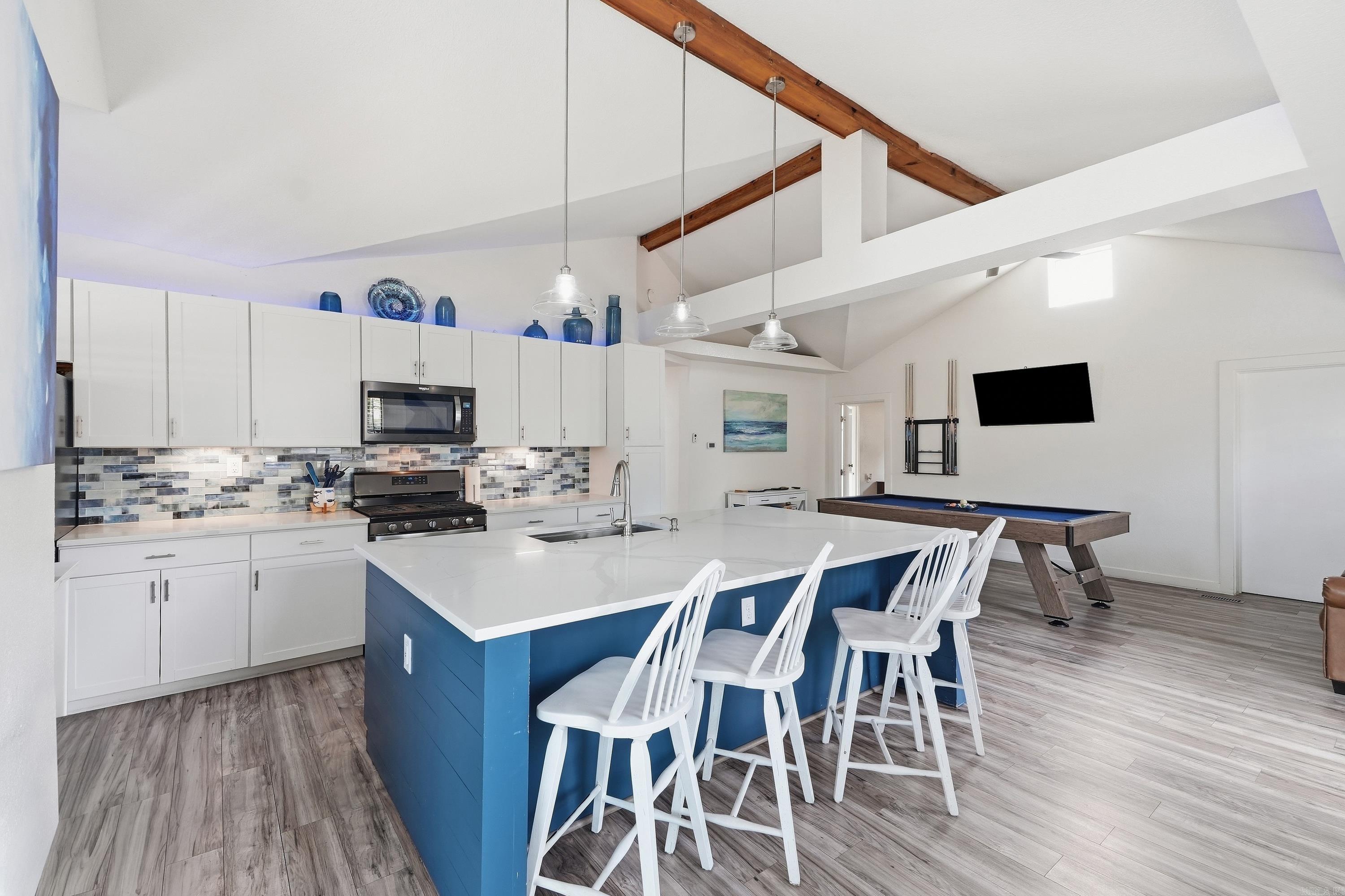 145 Pretti Point Property Photo 16