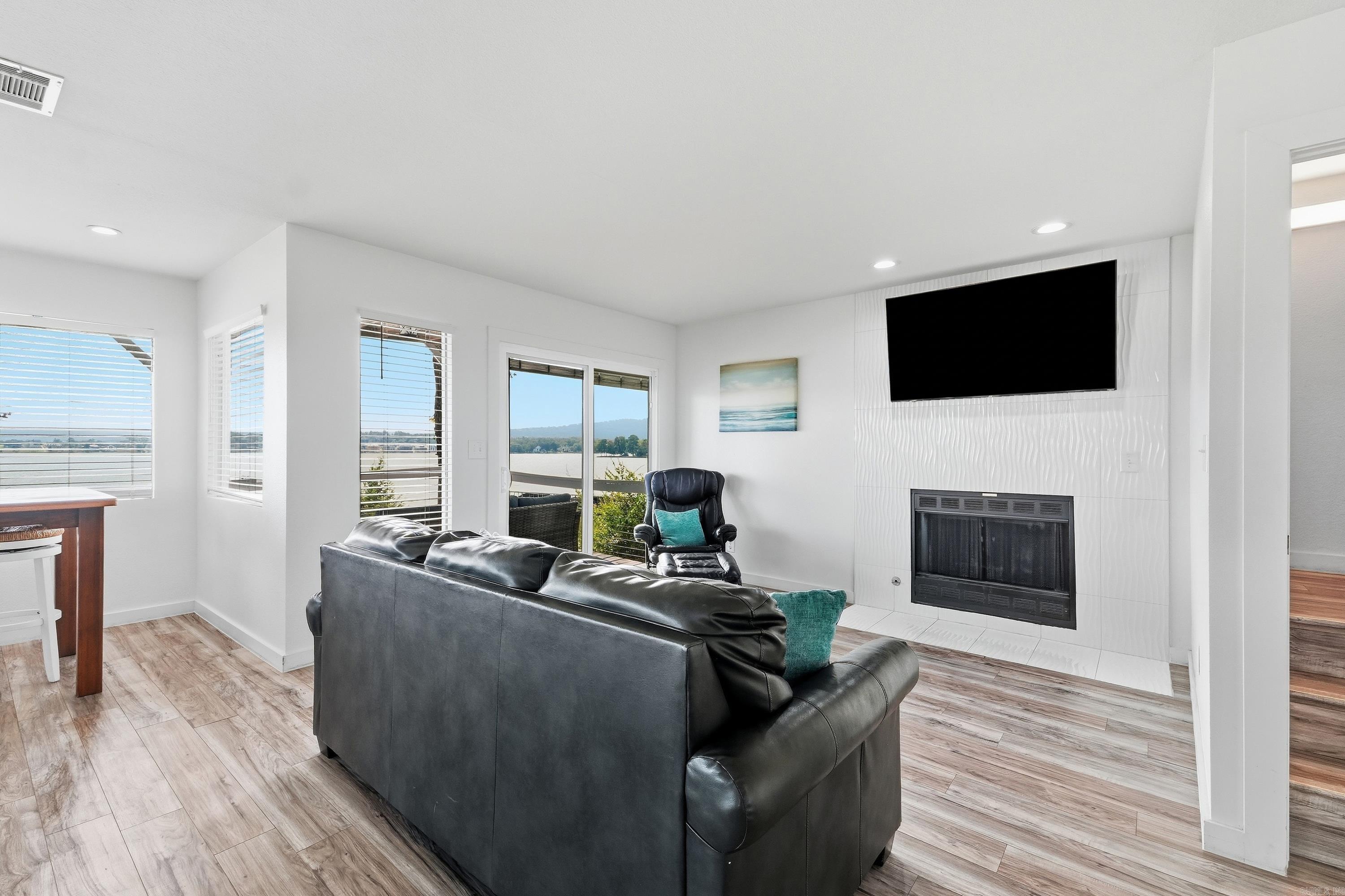 145 Pretti Point Property Photo 34