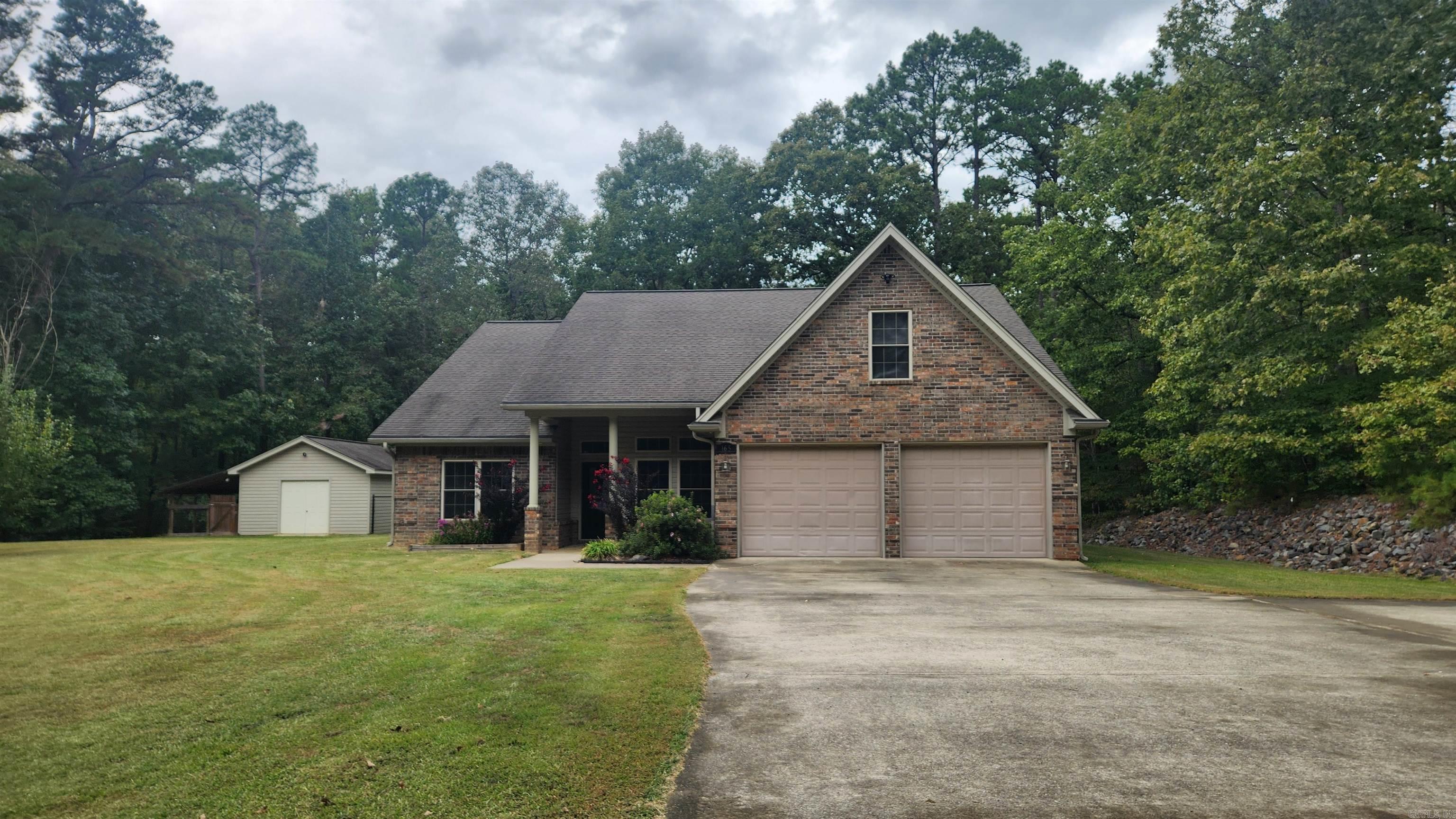 165 Crestwood Drive Property Photo 2
