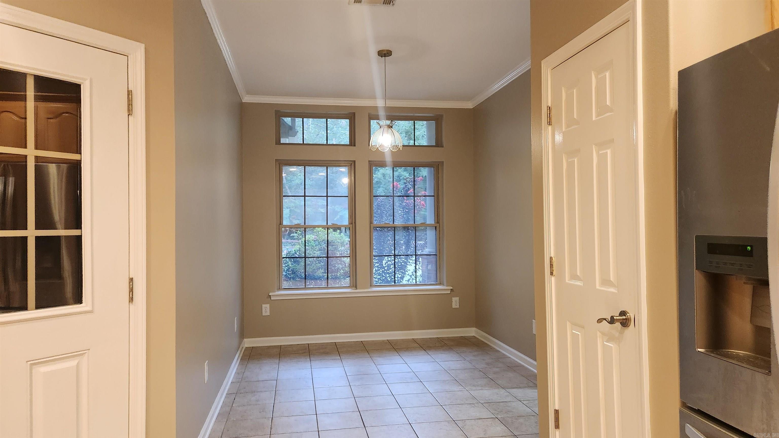 165 Crestwood Drive Property Photo 14