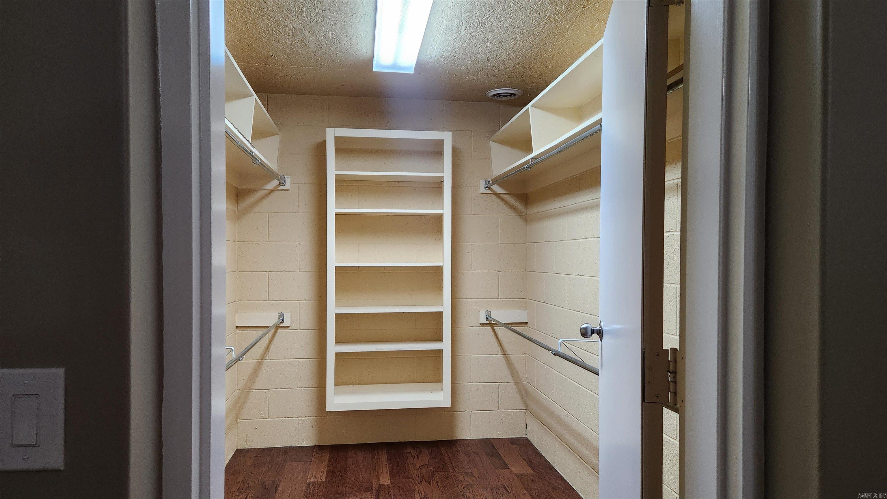 165 Crestwood Drive Property Photo 18