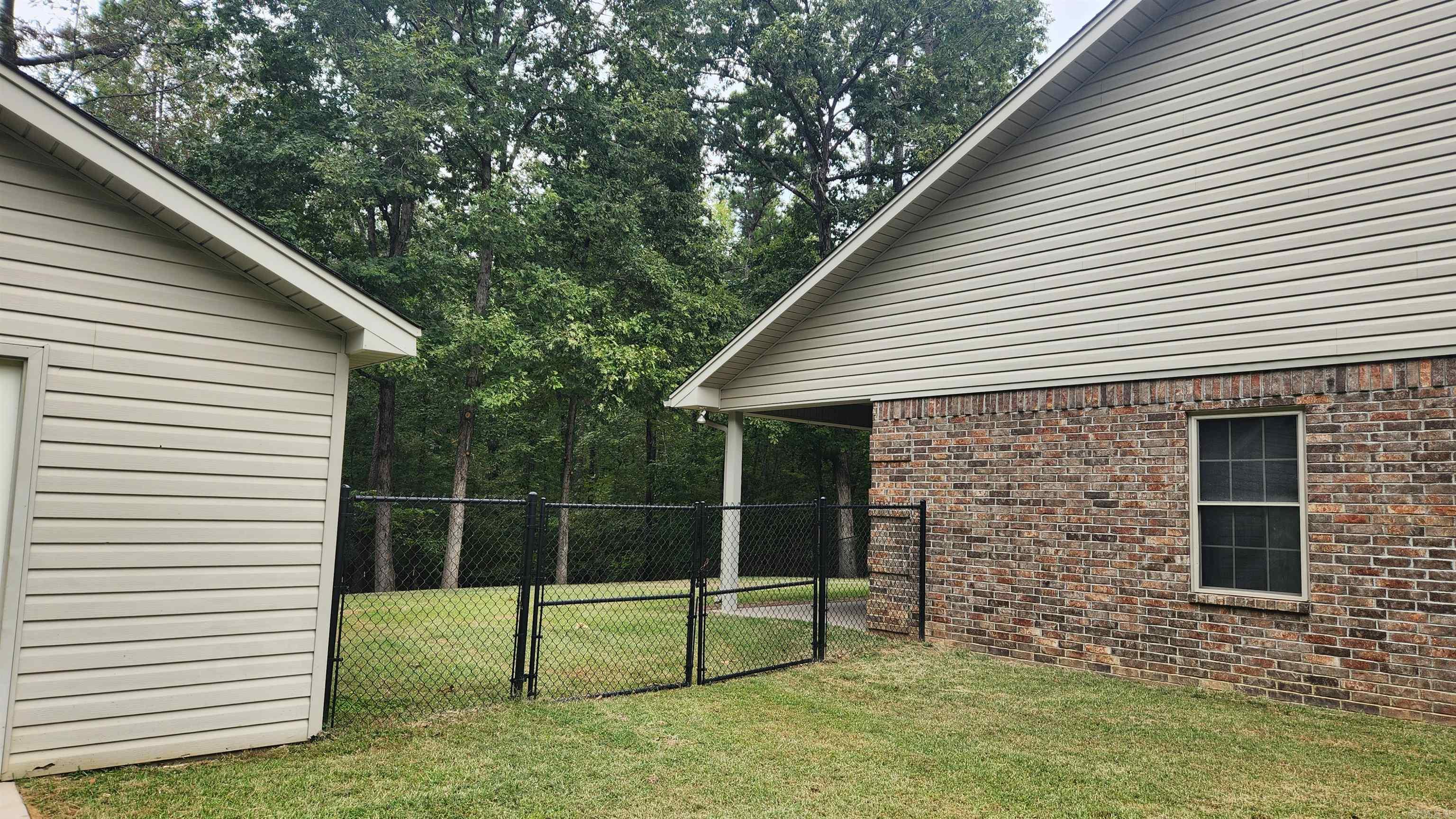 165 Crestwood Drive Property Photo 37