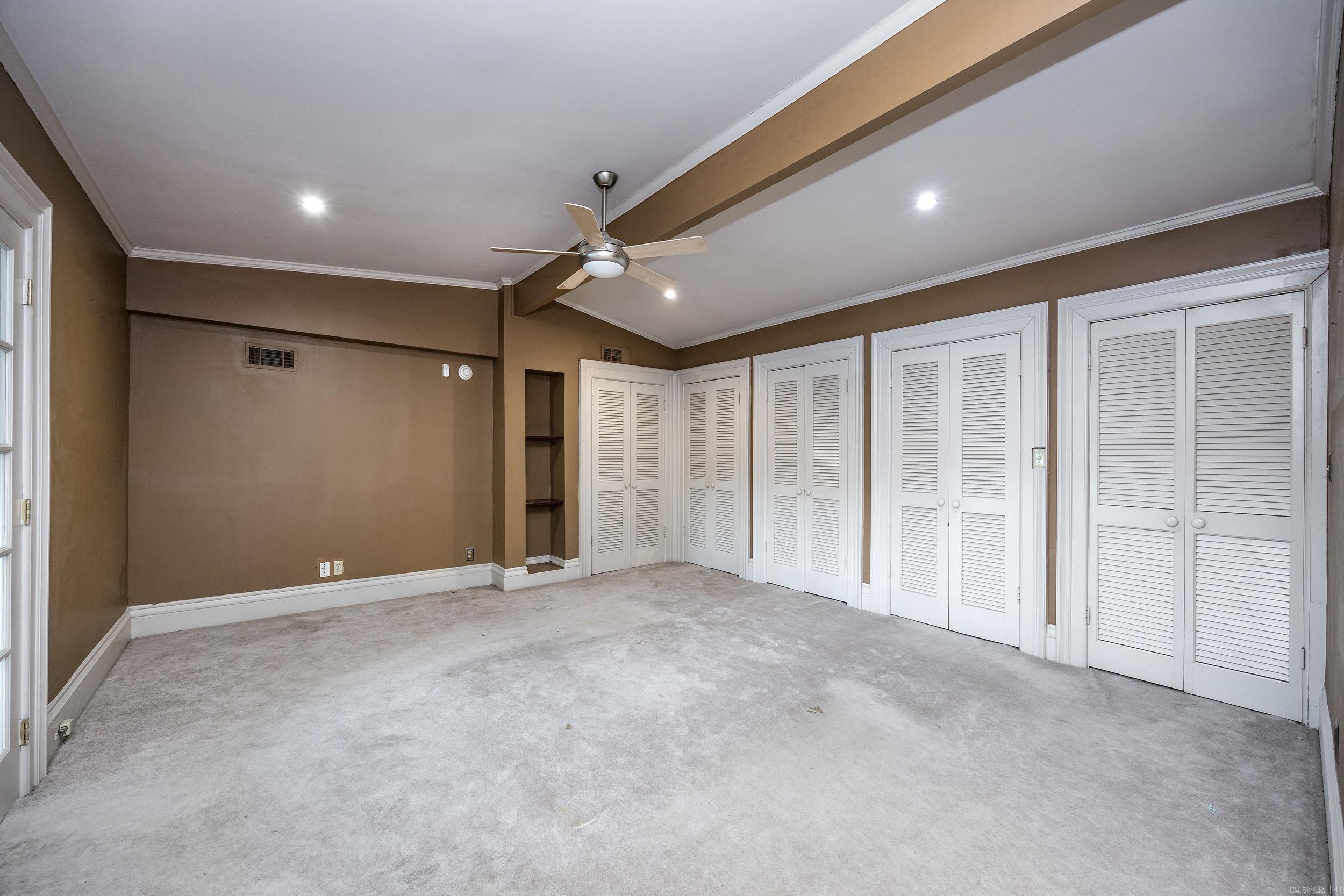1820 Main Street Property Photo 33