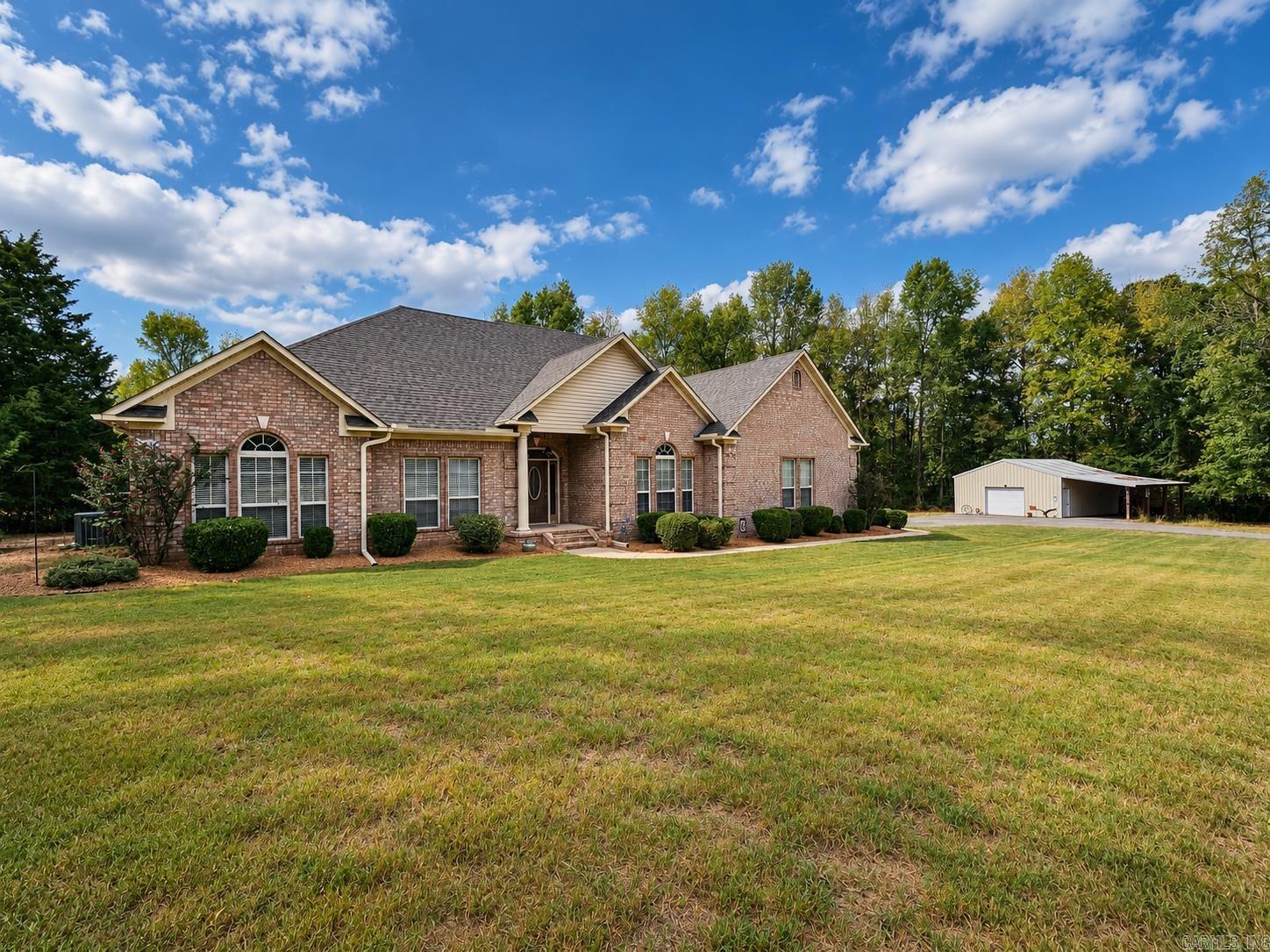 116 Huffman Court Property Photo 3