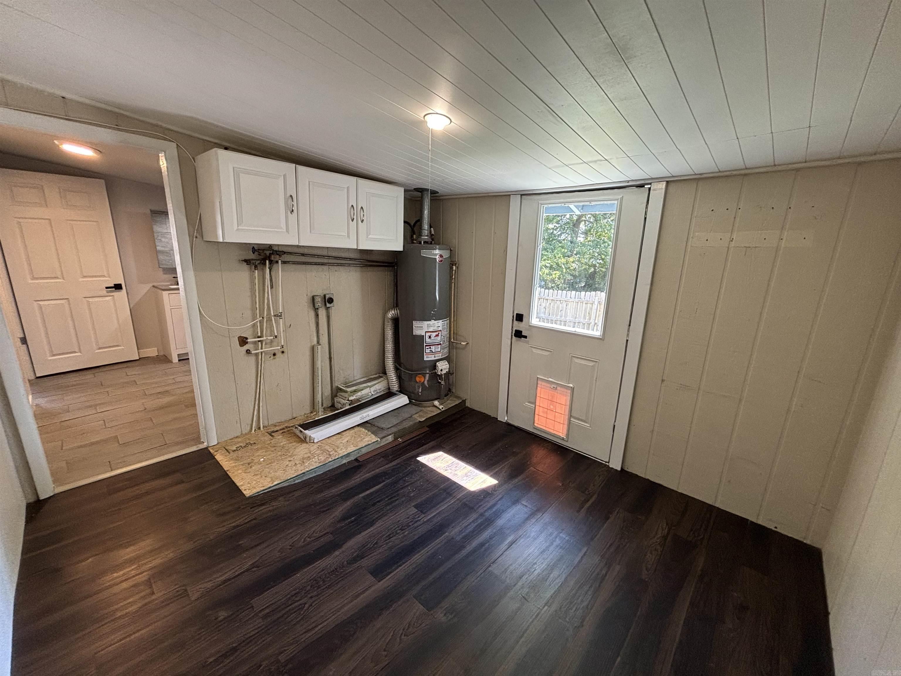 808 W Hazel Street Property Photo 18