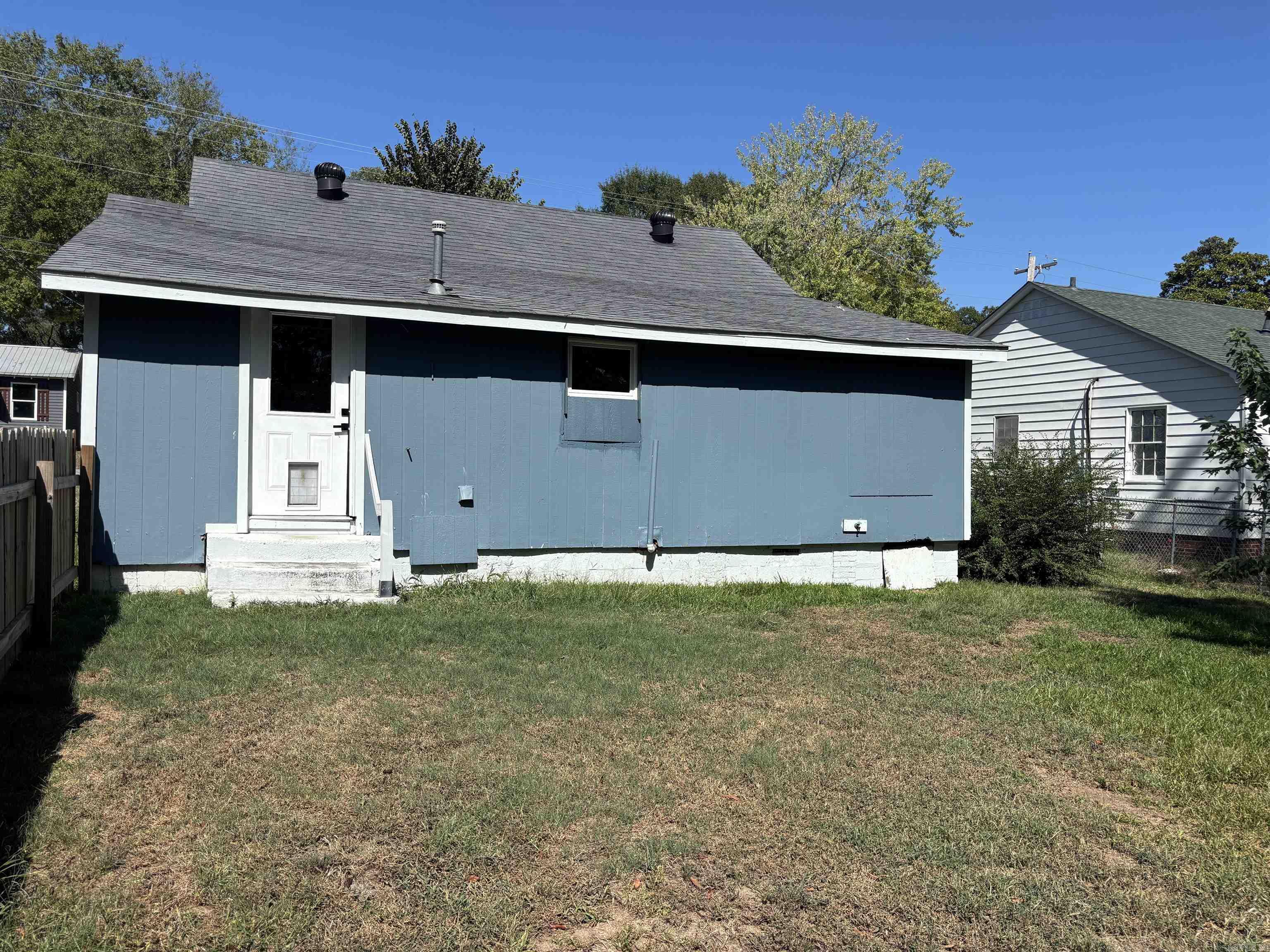 808 W Hazel Street Property Photo 20