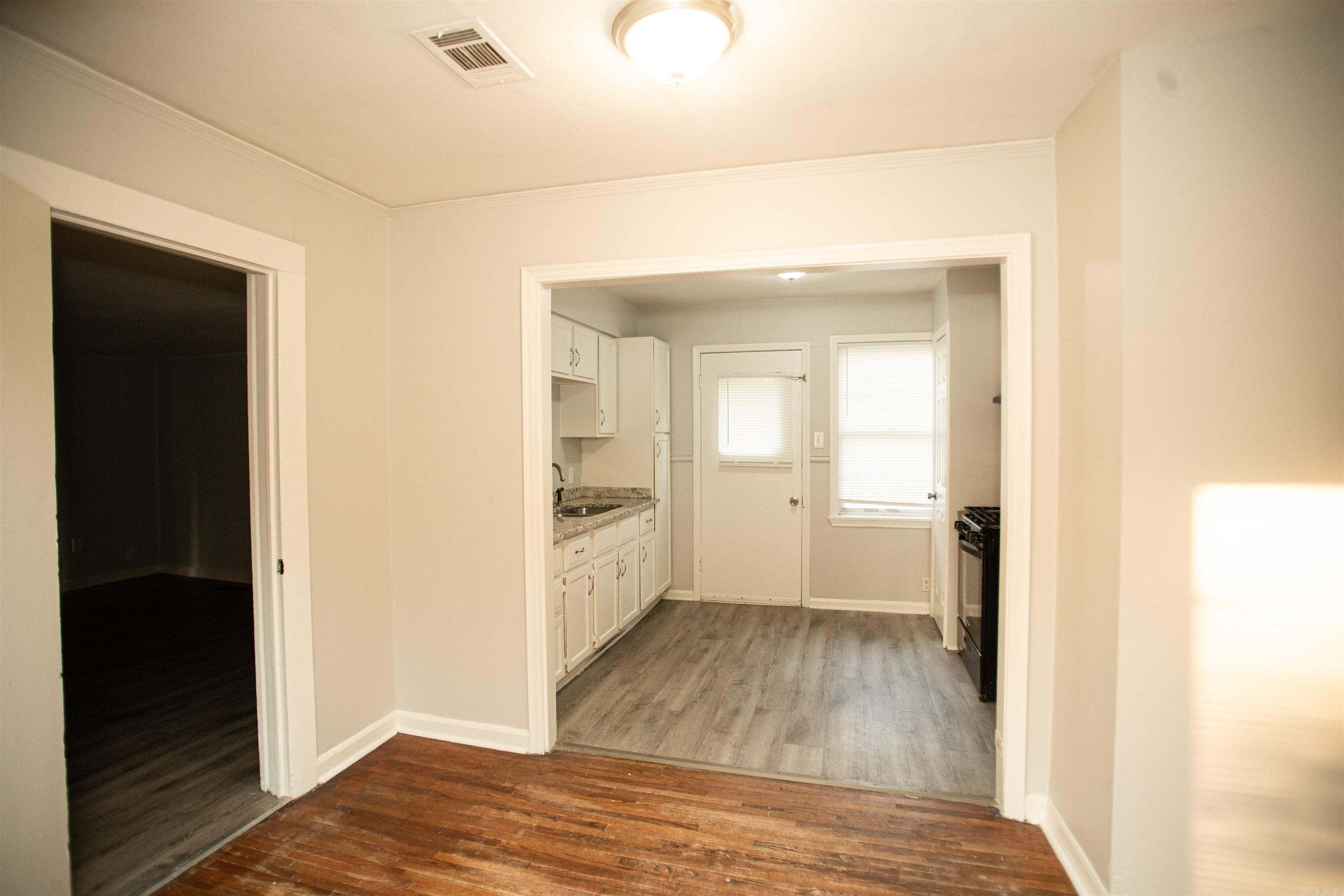 301 Boggs Street Property Photo 5