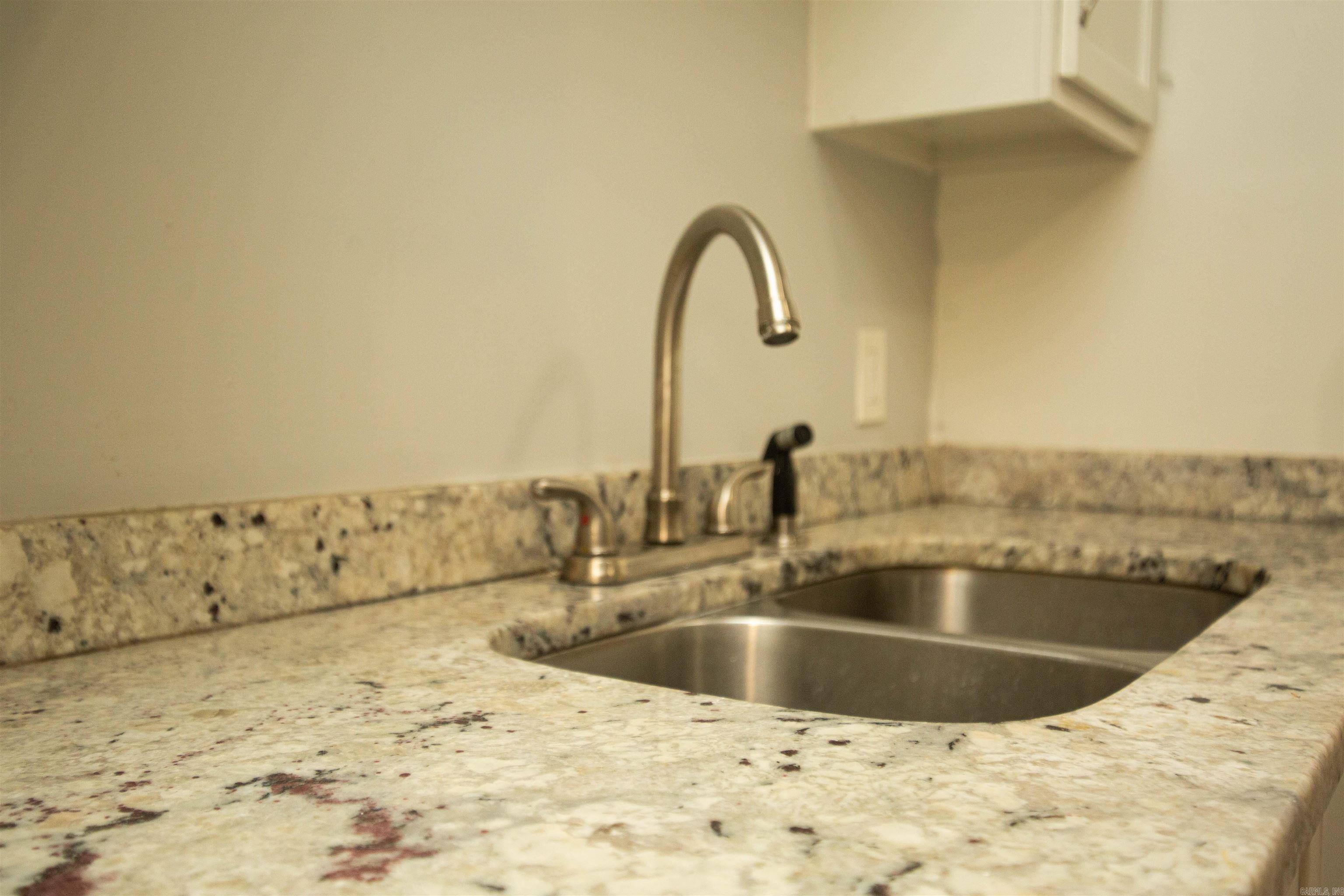 301 Boggs Street Property Photo 8