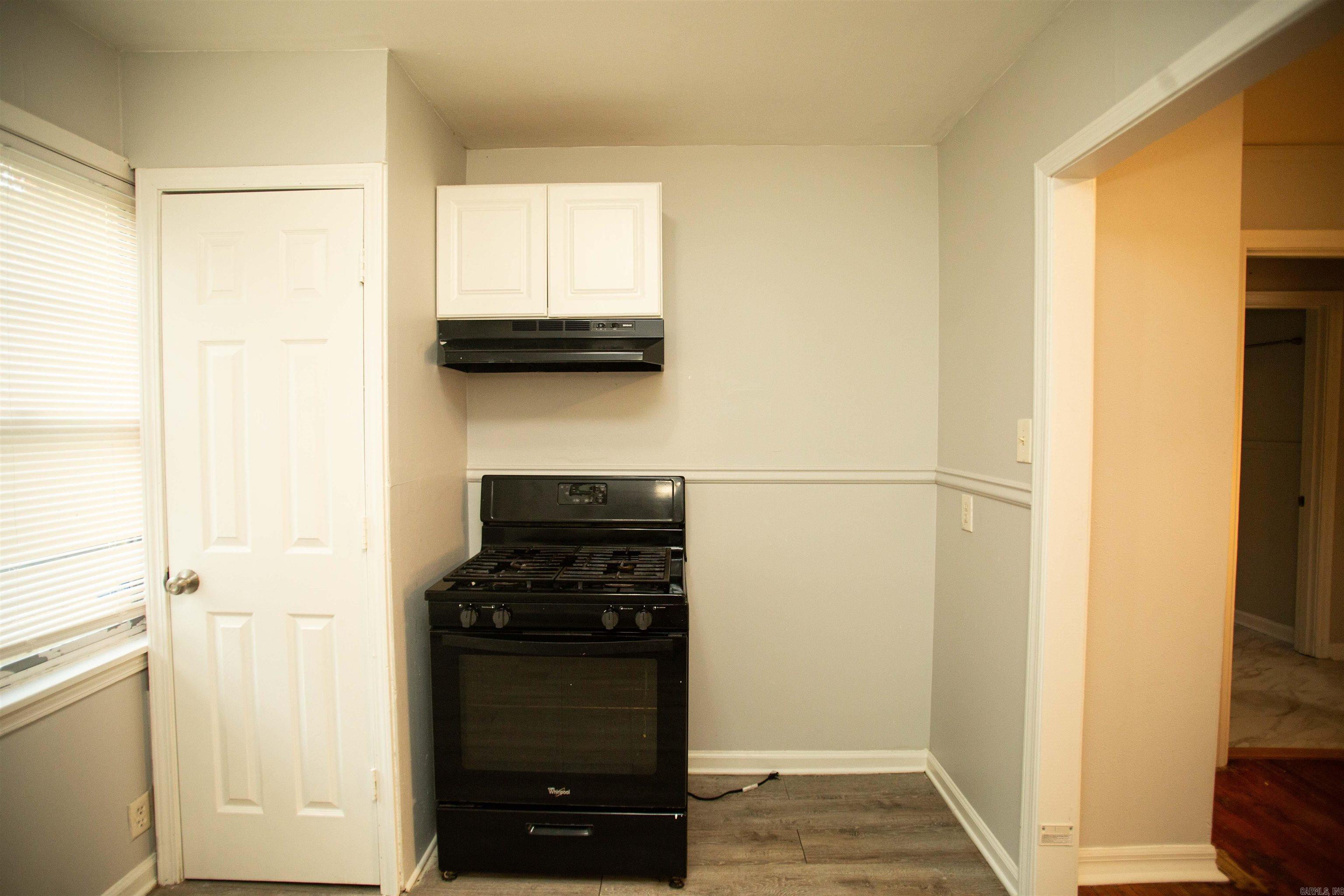 301 Boggs Street Property Photo 9