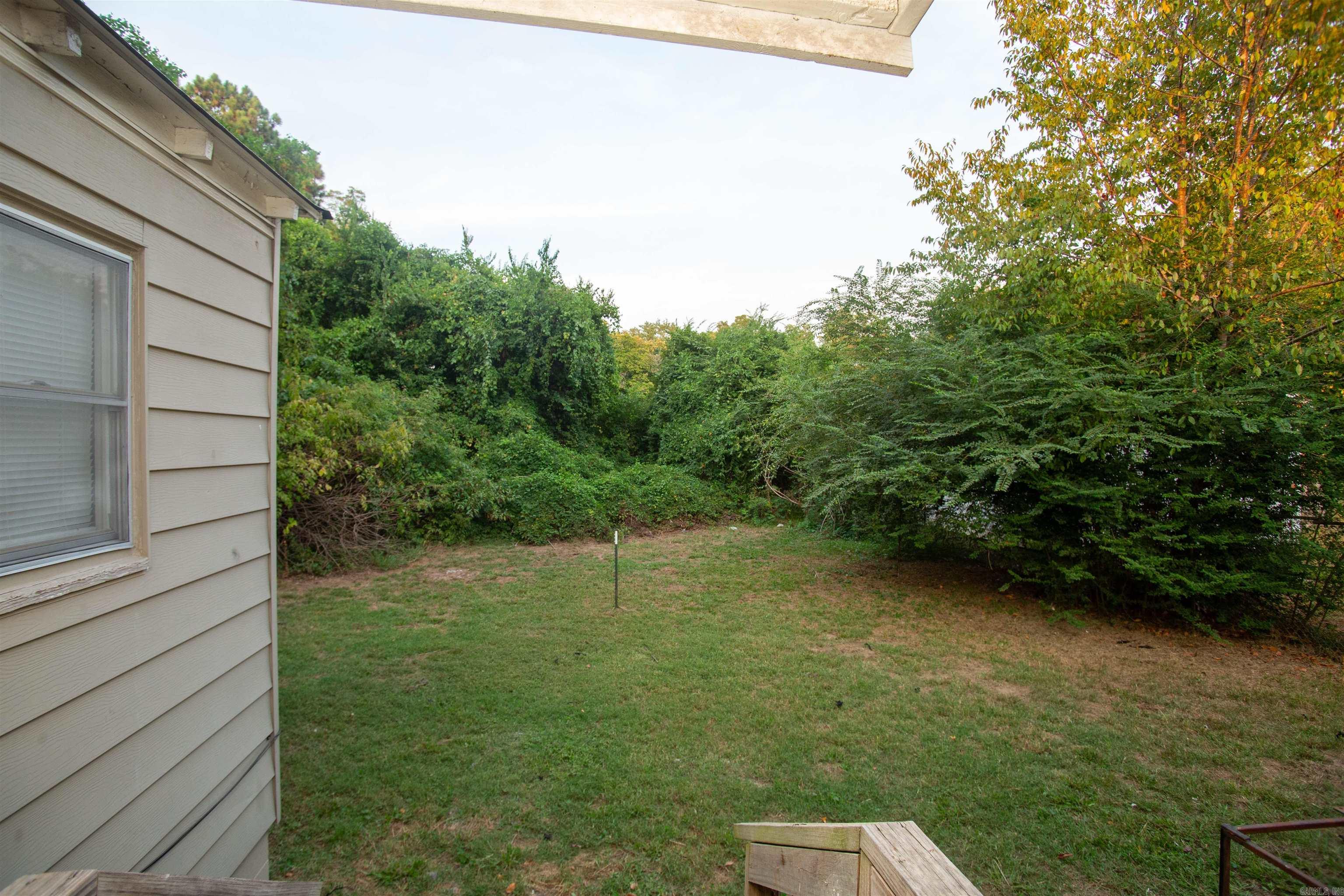 301 Boggs Street Property Photo 18