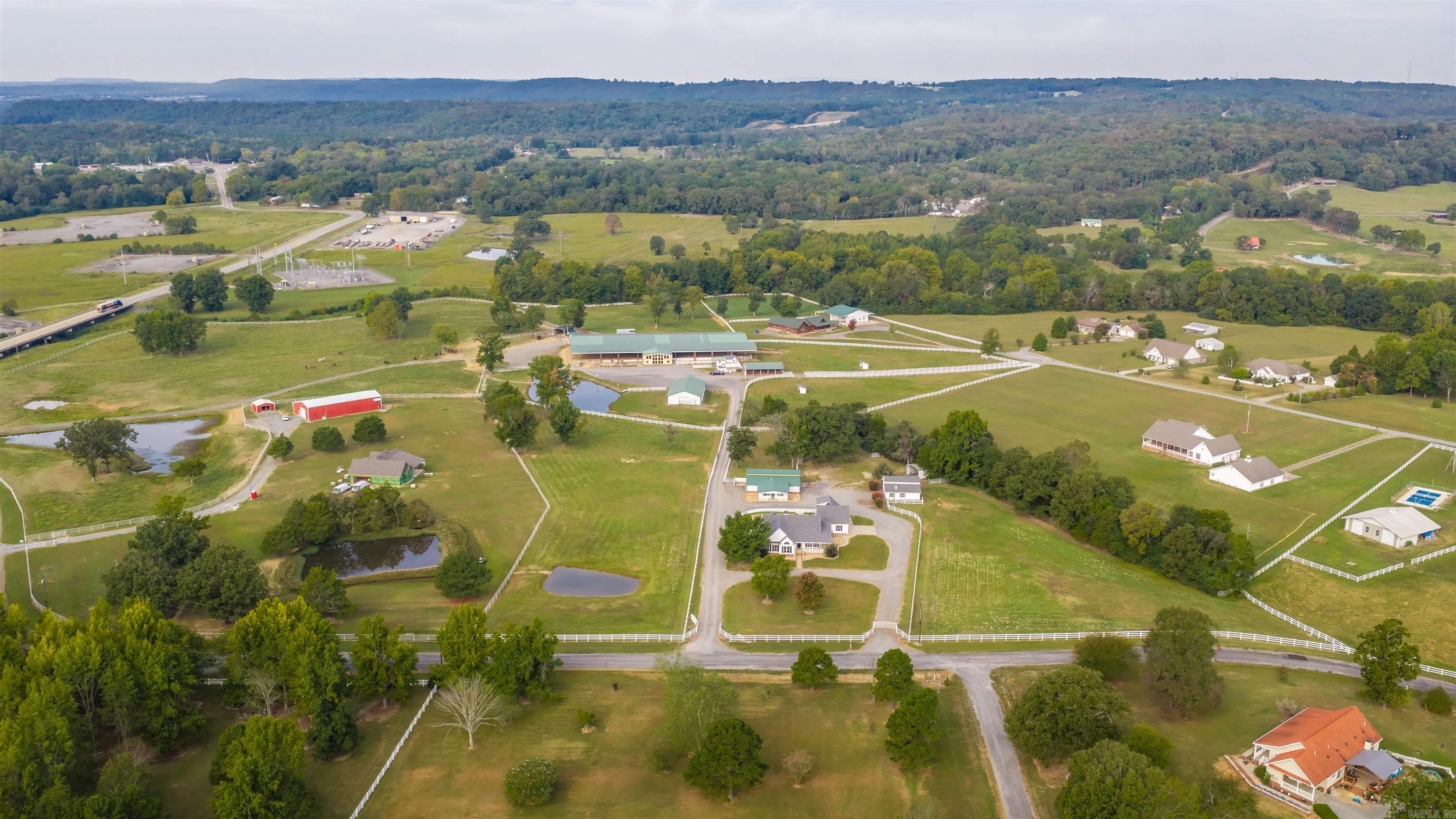 337 Meadow Brook Drive Property Photo 4
