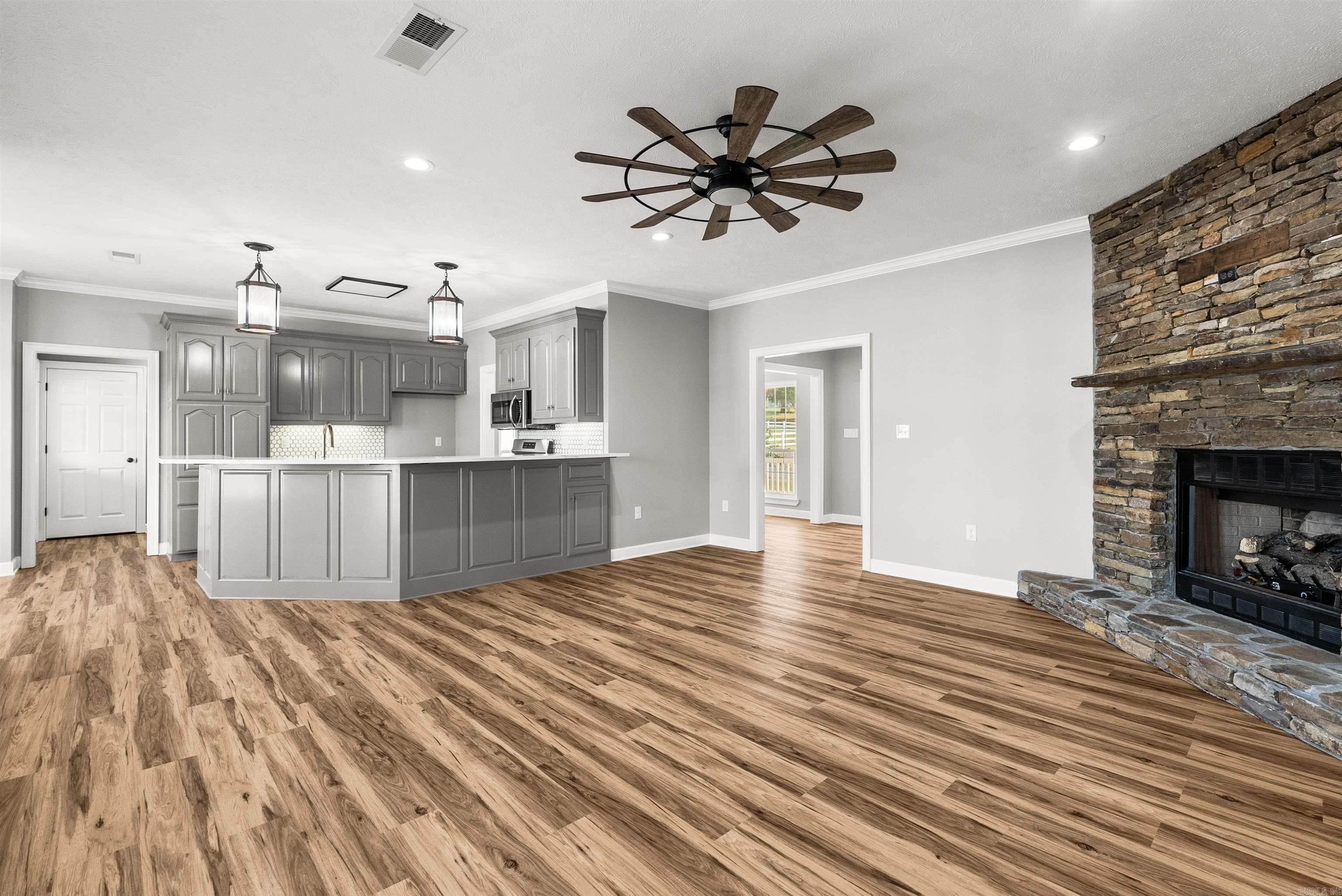 337 Meadow Brook Drive Property Photo 10